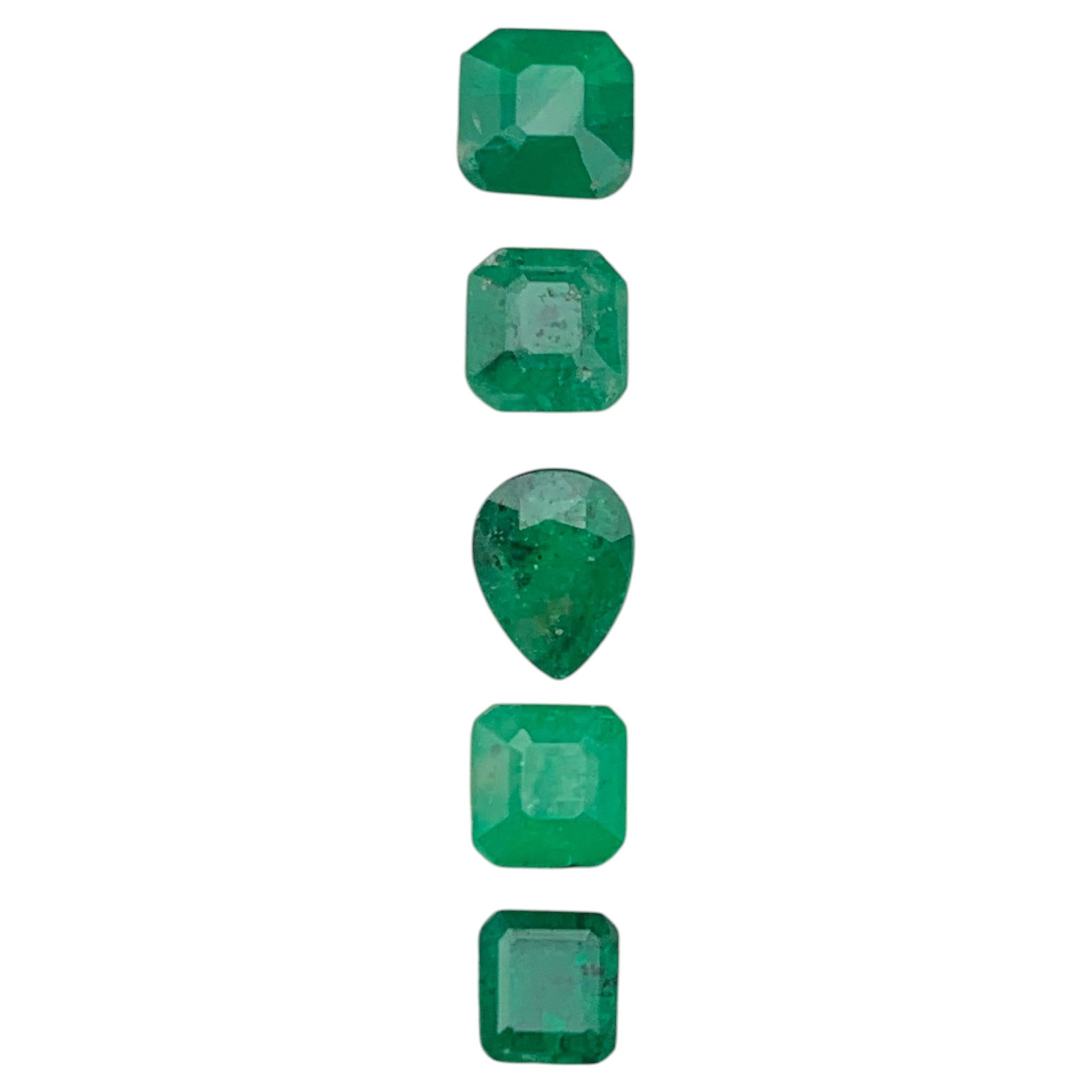 Vivid Green Natural Swat Emerald 2.28 Carat Loose Gemstones Parcel for Jewelry