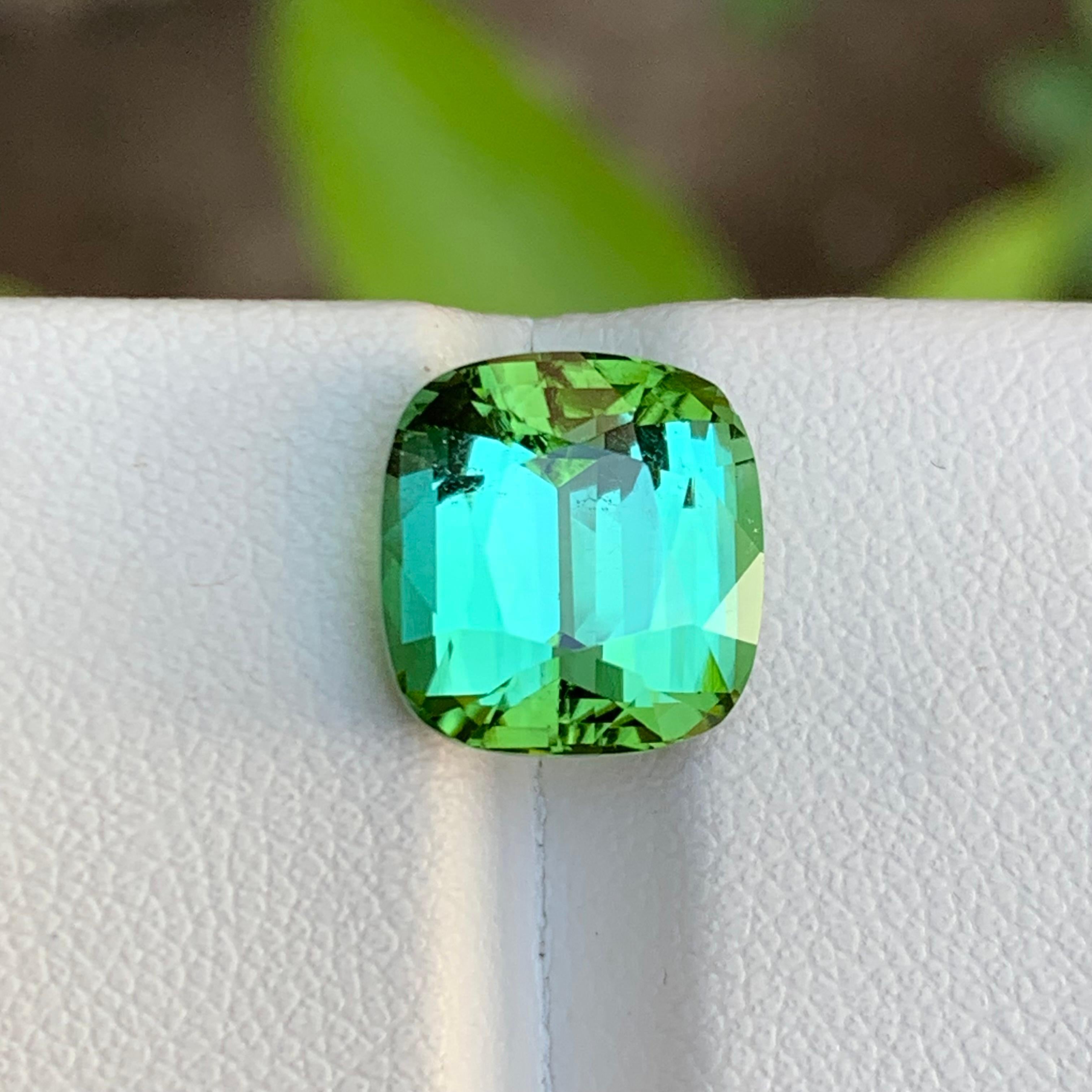 Vivid Green Natural Tourmaline Gemstone 5.75Ct Cushion Cut  Ring, Pendant Jewel For Sale 6