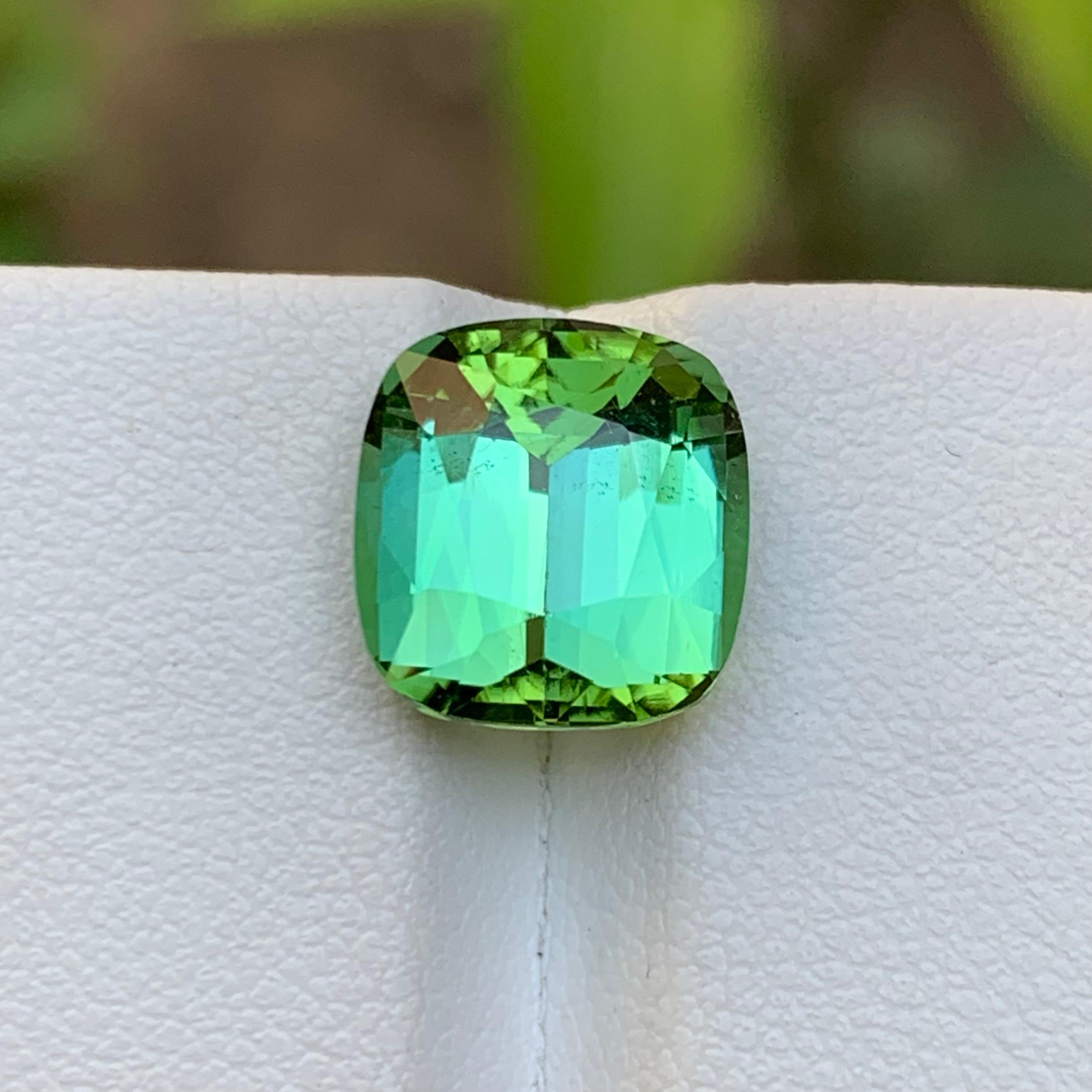 Vivid Green Natural Tourmaline Gemstone 5.75Ct Cushion Cut  Ring, Pendant Jewel For Sale 7