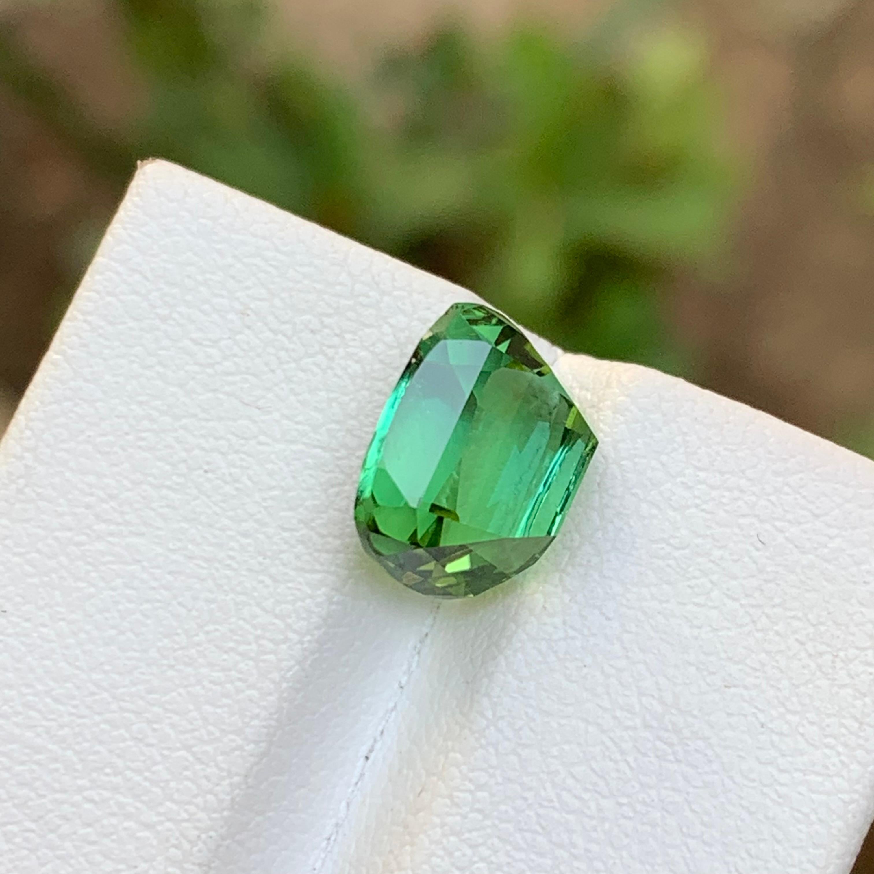 Vivid Green Natural Tourmaline Gemstone 5.75Ct Cushion Cut  Ring, Pendant Jewel For Sale 1