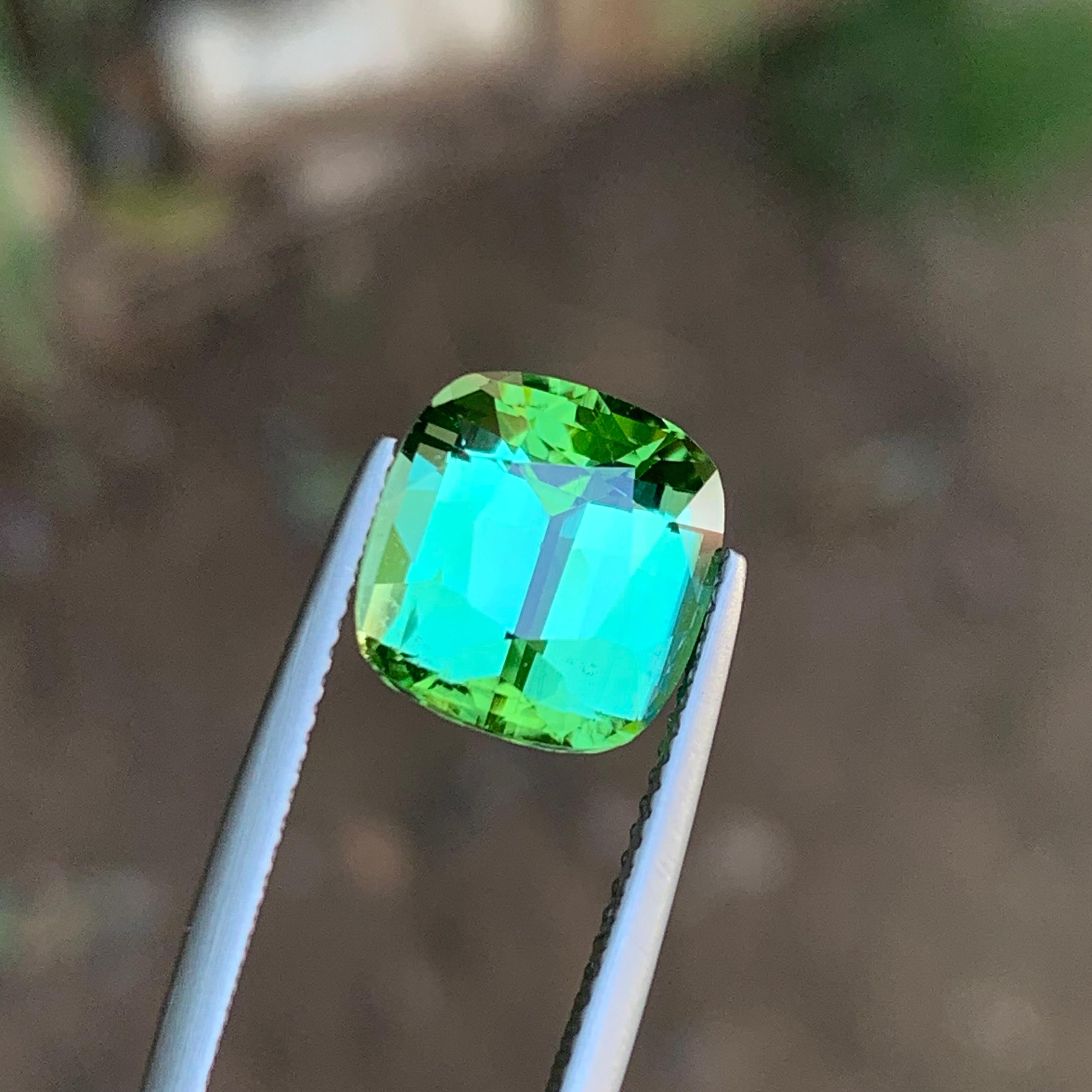 Vivid Green Natural Tourmaline Gemstone 5.75Ct Cushion Cut  Ring, Pendant Jewel For Sale 2
