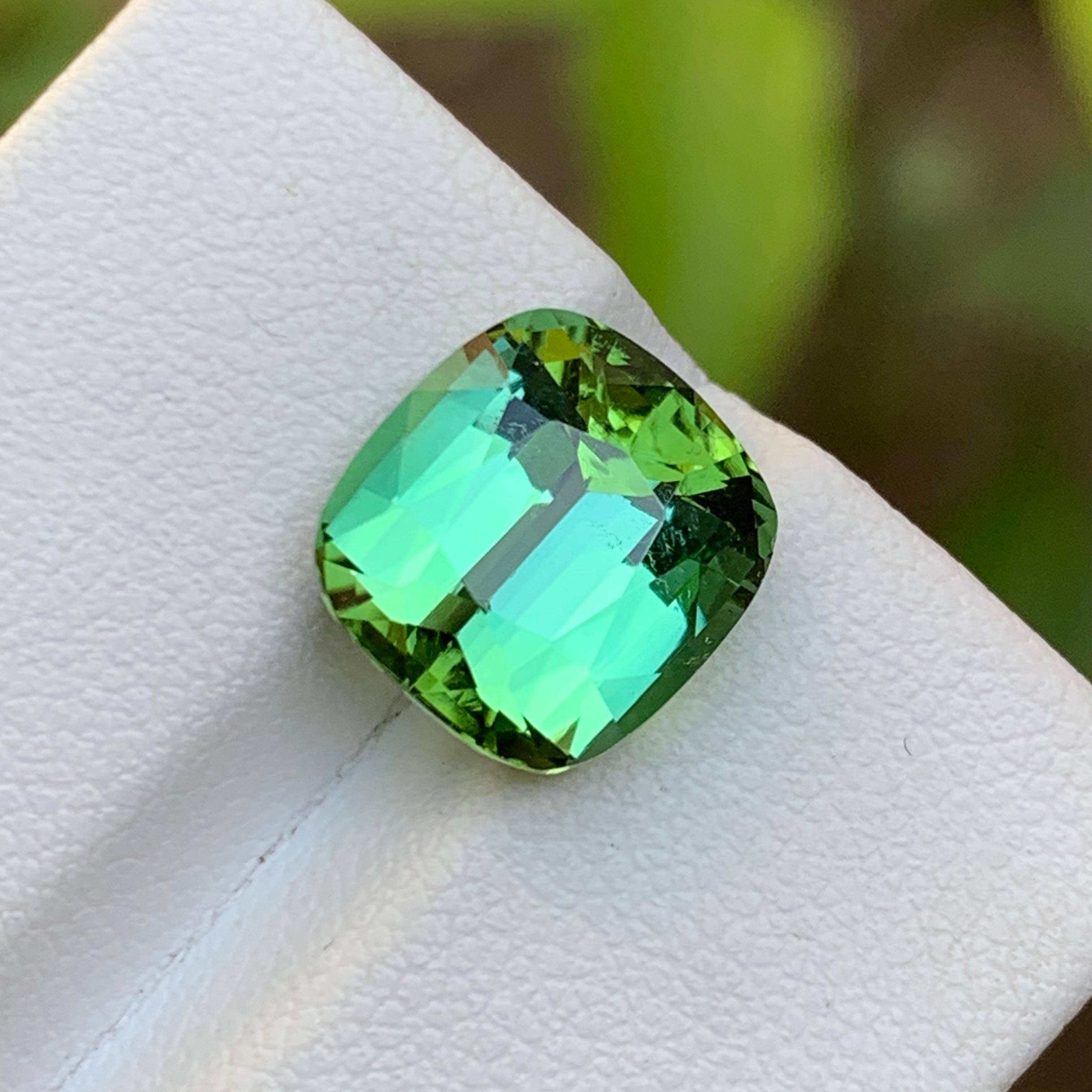 Vivid Green Natural Tourmaline Gemstone 5.75Ct Cushion Cut  Ring, Pendant Jewel For Sale 4