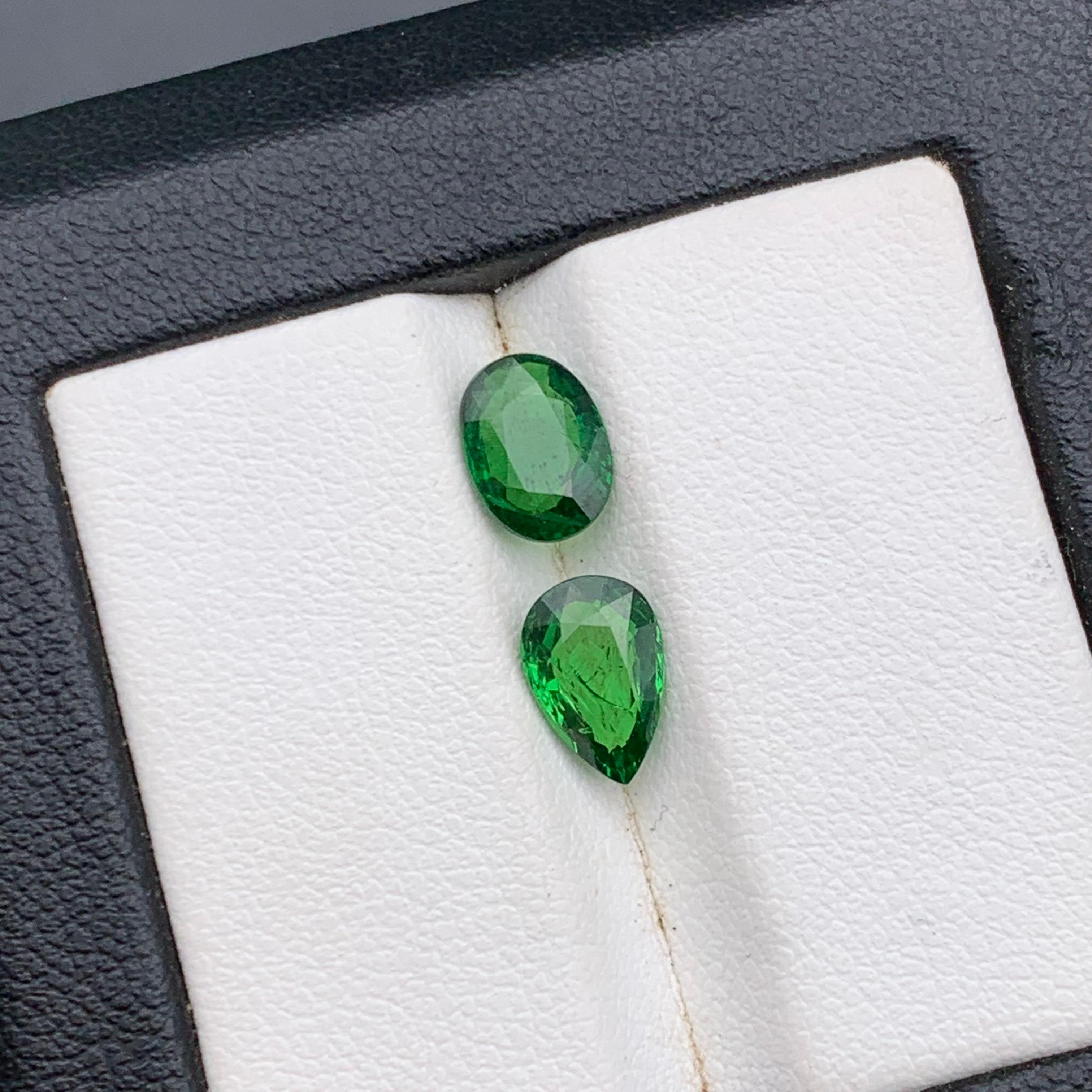 Taille mixte Greene & Greene Greene : pierres en vrac de 2,22 carats, taille ovale, pour bagues et bijoux. en vente