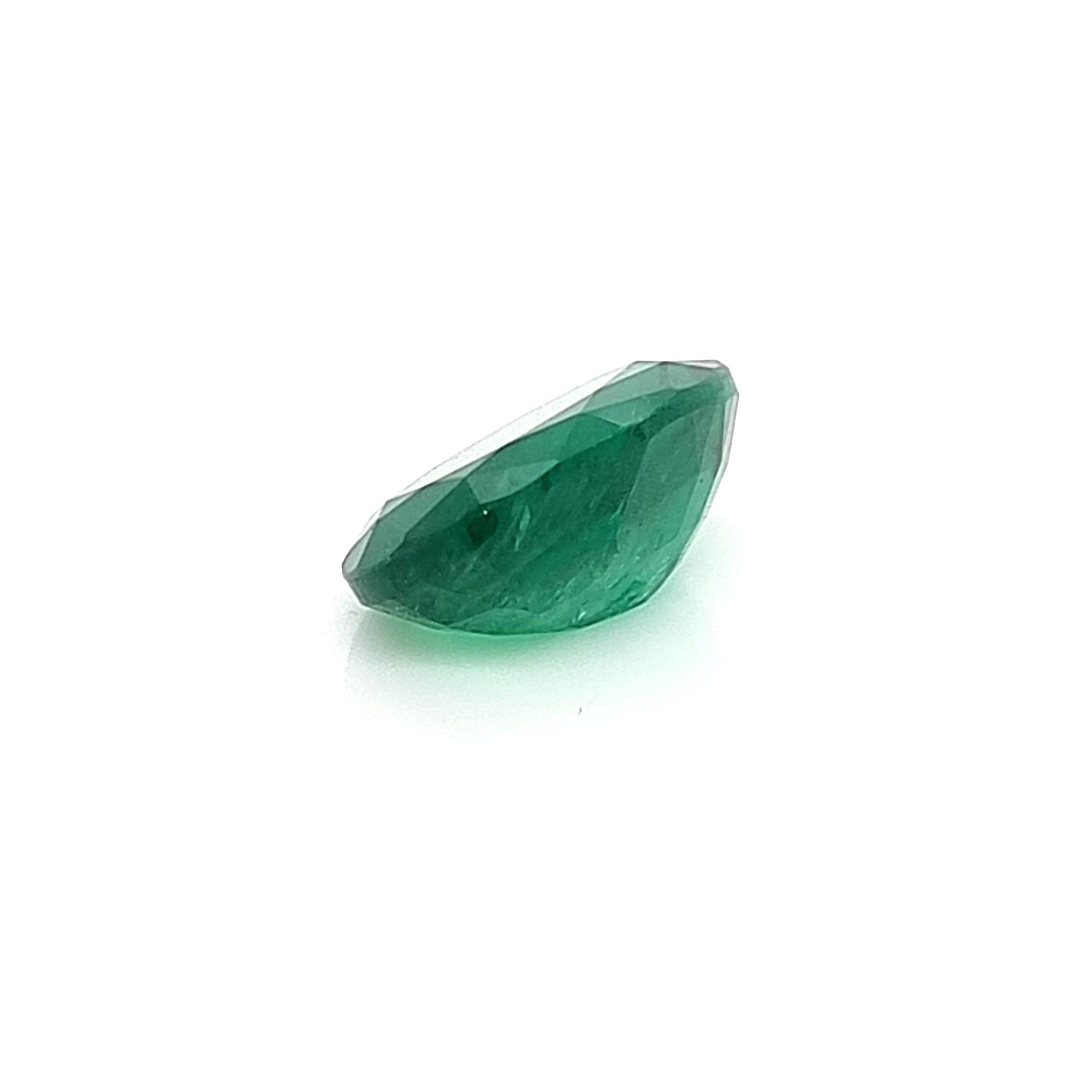 Oval Cut Vivid Green Oval Zambian Emerald 7.97 TCW For Sale