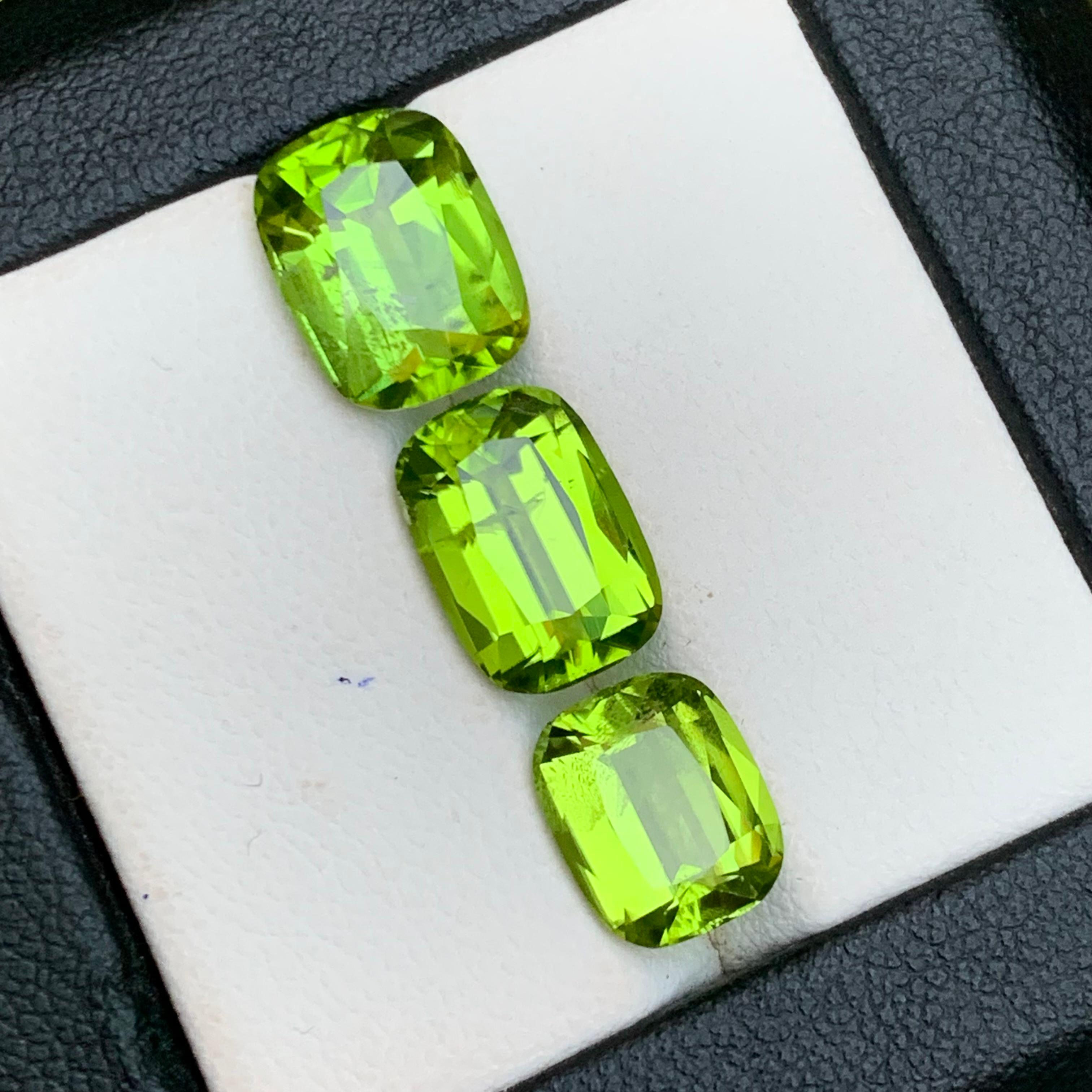 Peridoto verde vivo 10.50 Ct Taglio Cuscino Gemme Naturali Sciolte Pacco-Gioielli in vendita 3