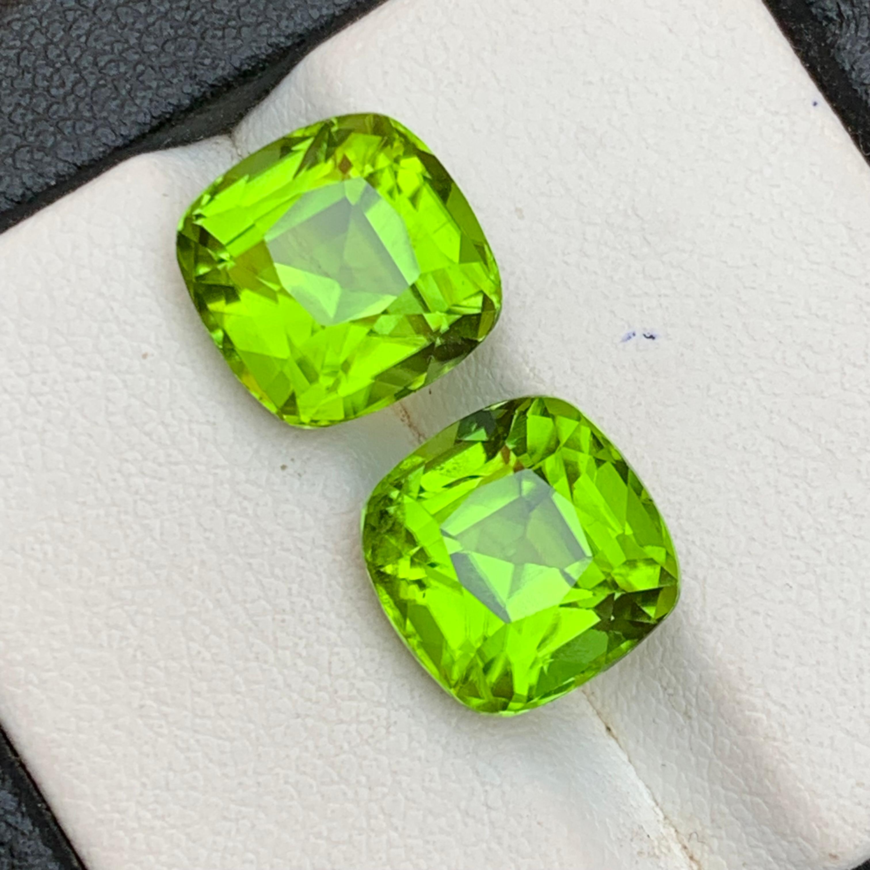 Peridoto verde vivo 10.50 carati taglio cuscino Set di gemme naturali sfuse per gioielli in vendita 5