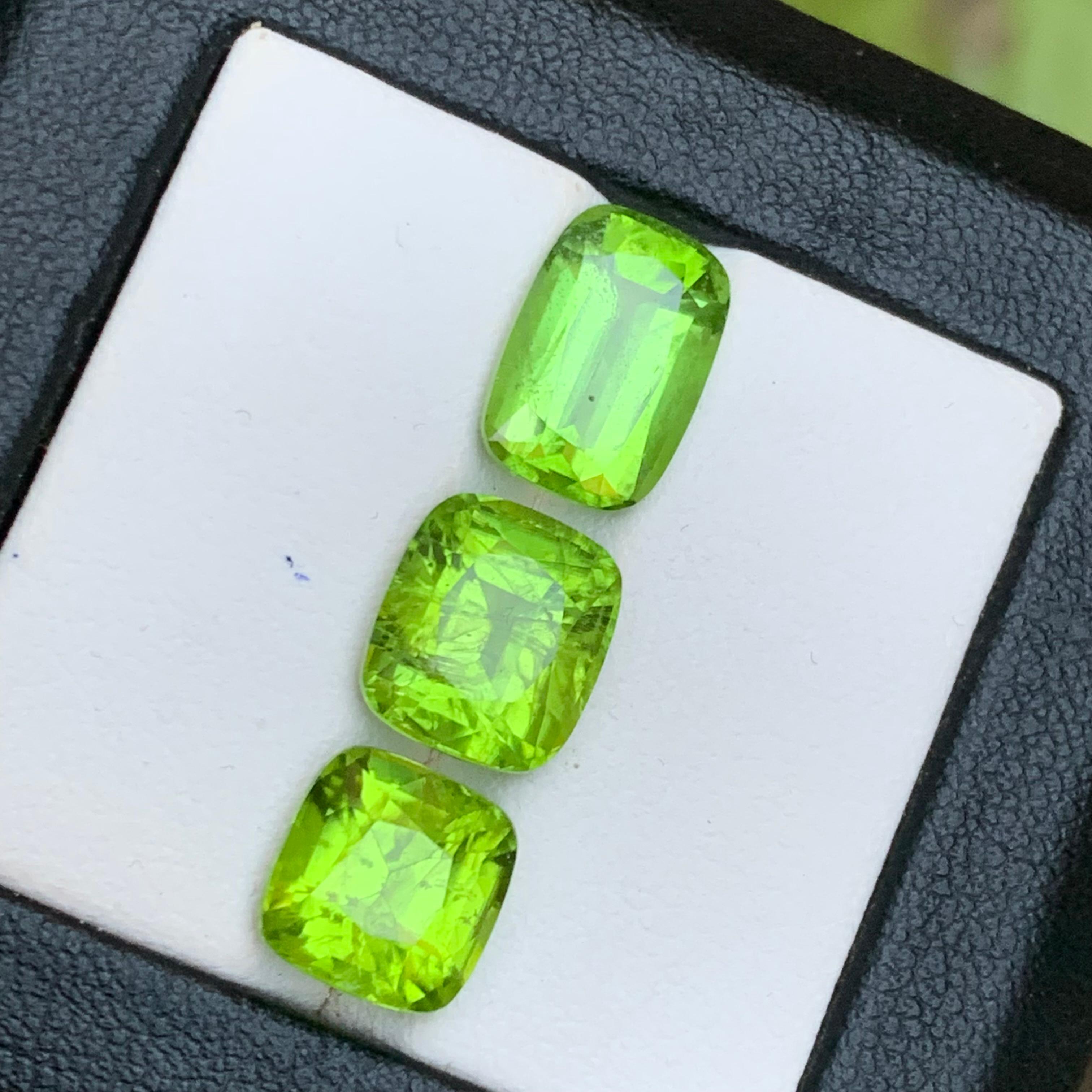 Peridoto verde vivo 12.80 Ct Taglio Cuscino Gemme Naturali Sciolte Pacco-Gioielli in vendita 4