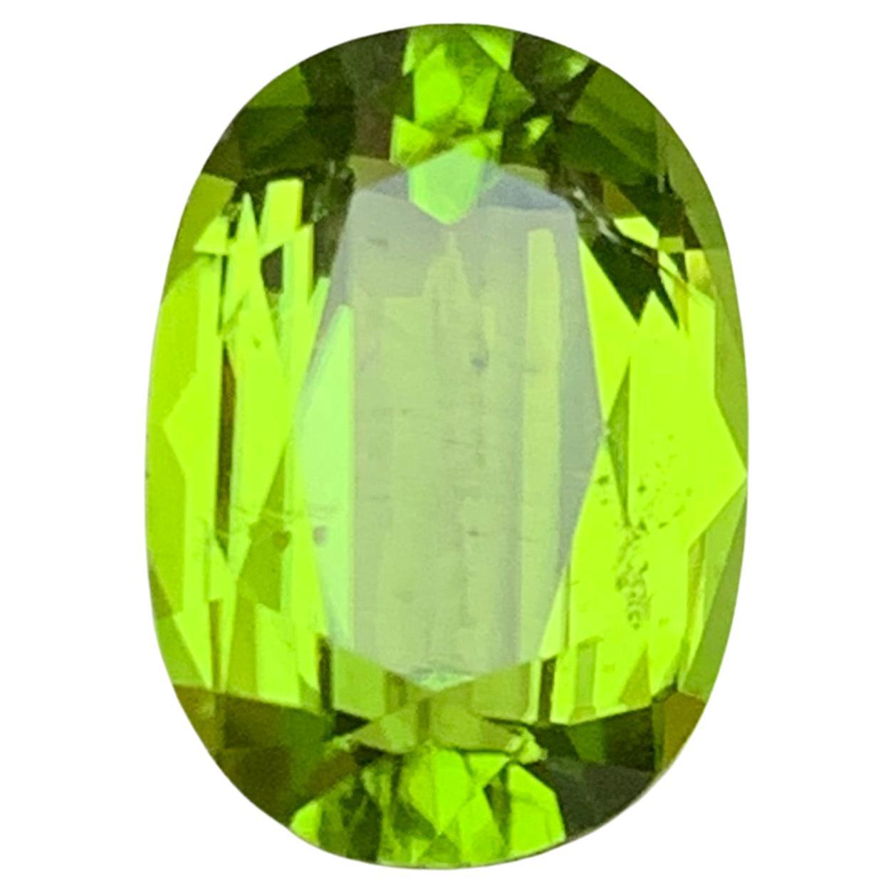 Vivid Green Peridot 5.20 Ct Oval Cut Natural Loose Gemstone for Ring or Jewelry