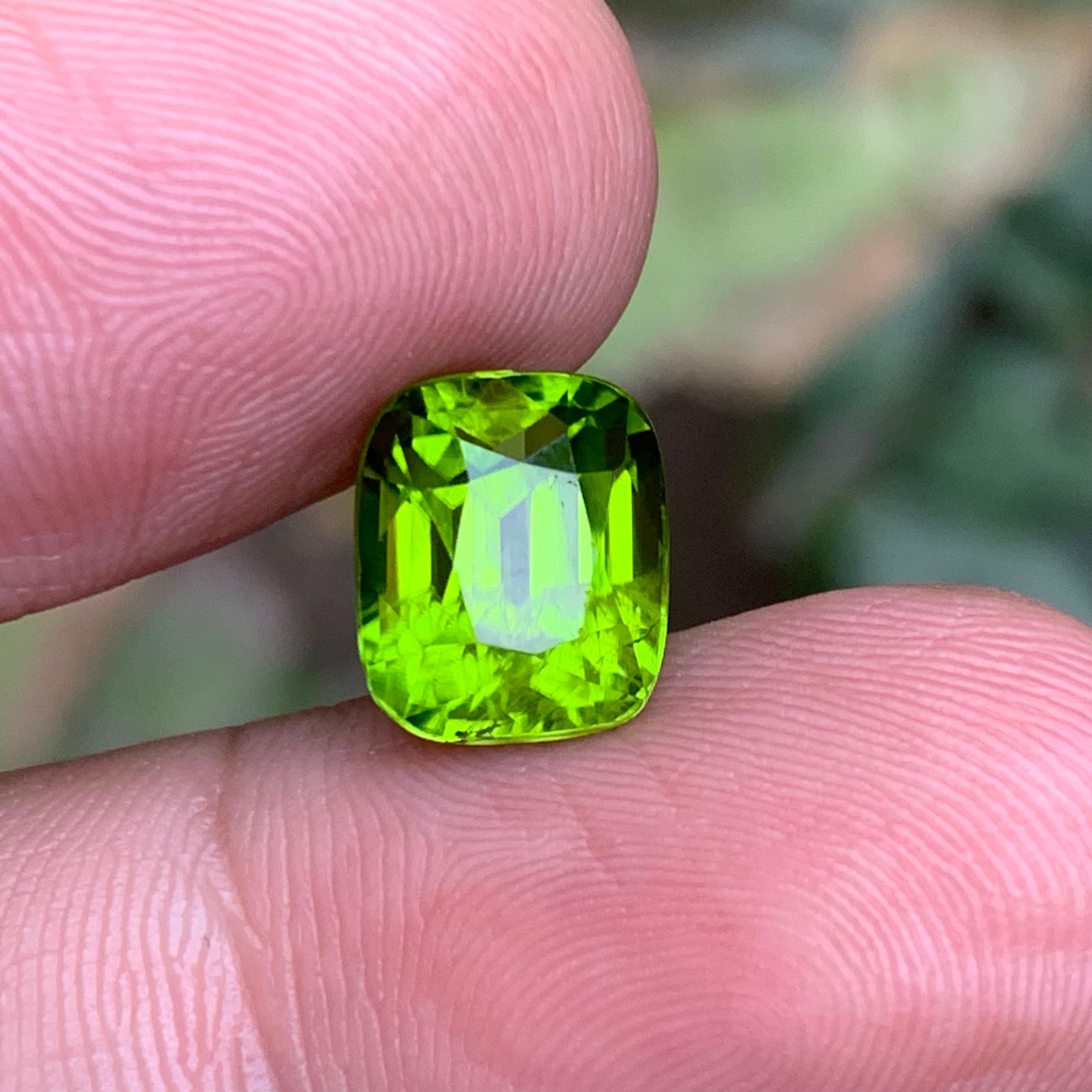 Peridoto verde vivo 6,50 quilates talla cojín gema natural suelta para anillo joya en venta 5