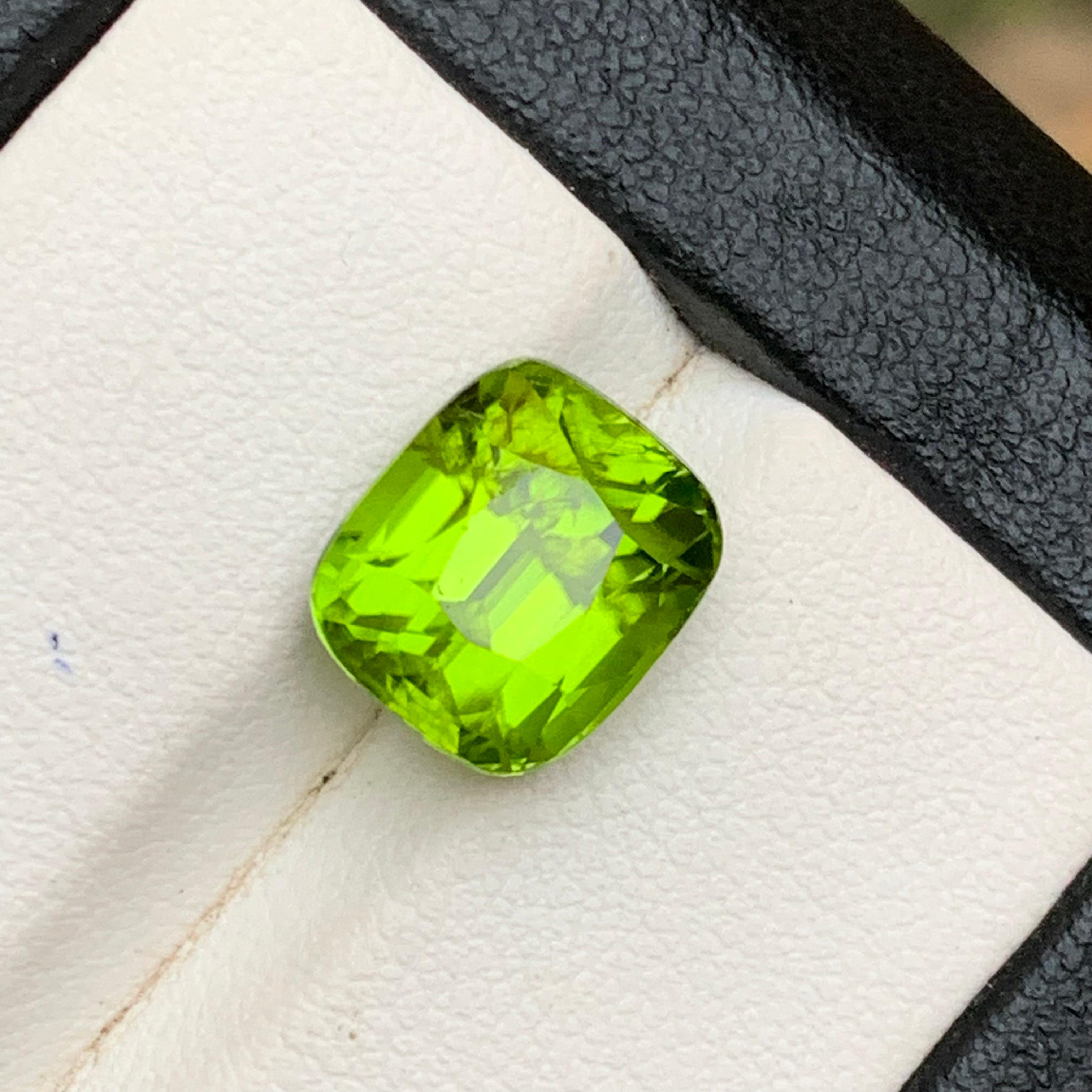 Peridoto verde vivo 6,50 quilates talla cojín gema natural suelta para anillo joya Corte cojín en venta