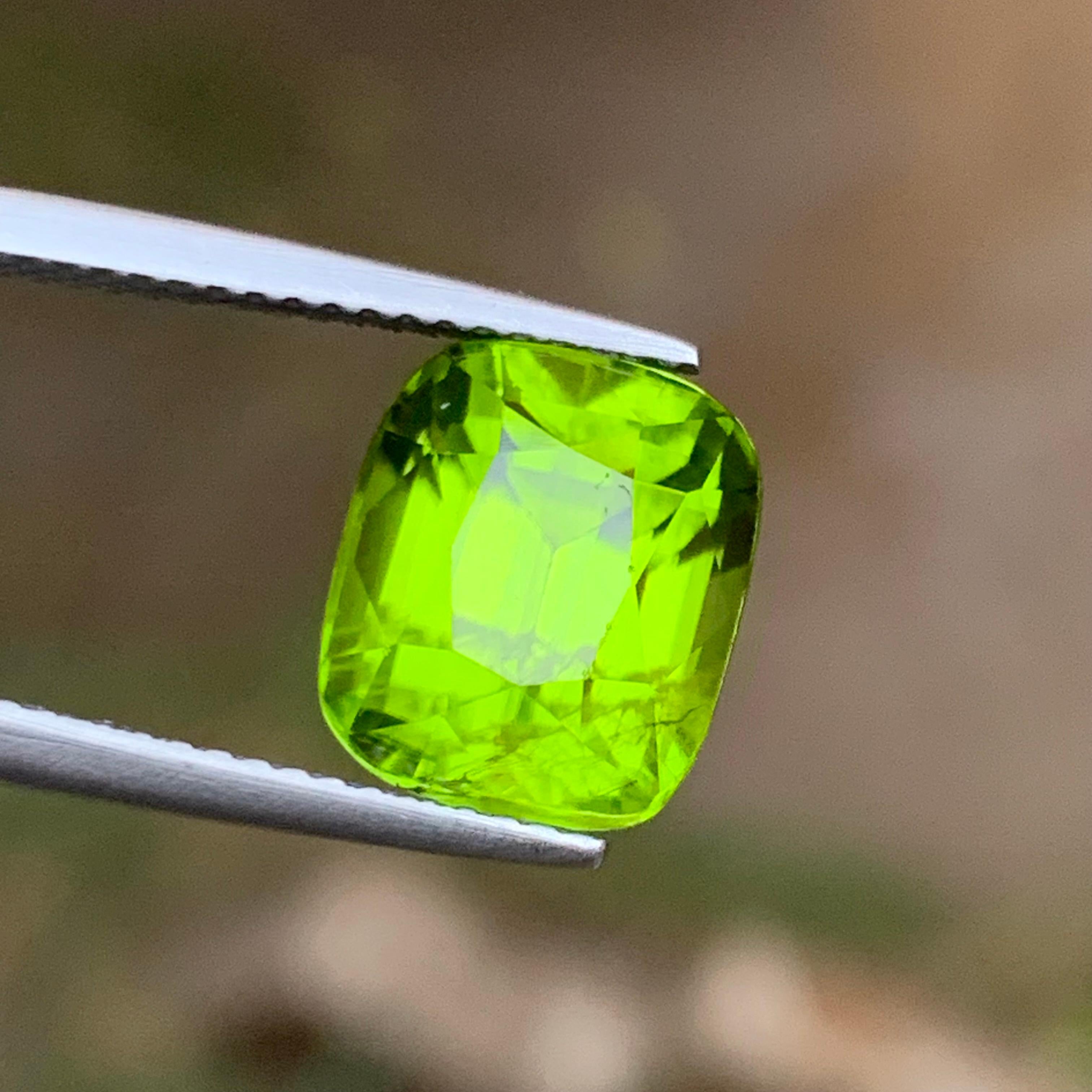 Peridoto verde vivo 6,50 quilates talla cojín gema natural suelta para anillo joya en venta 2