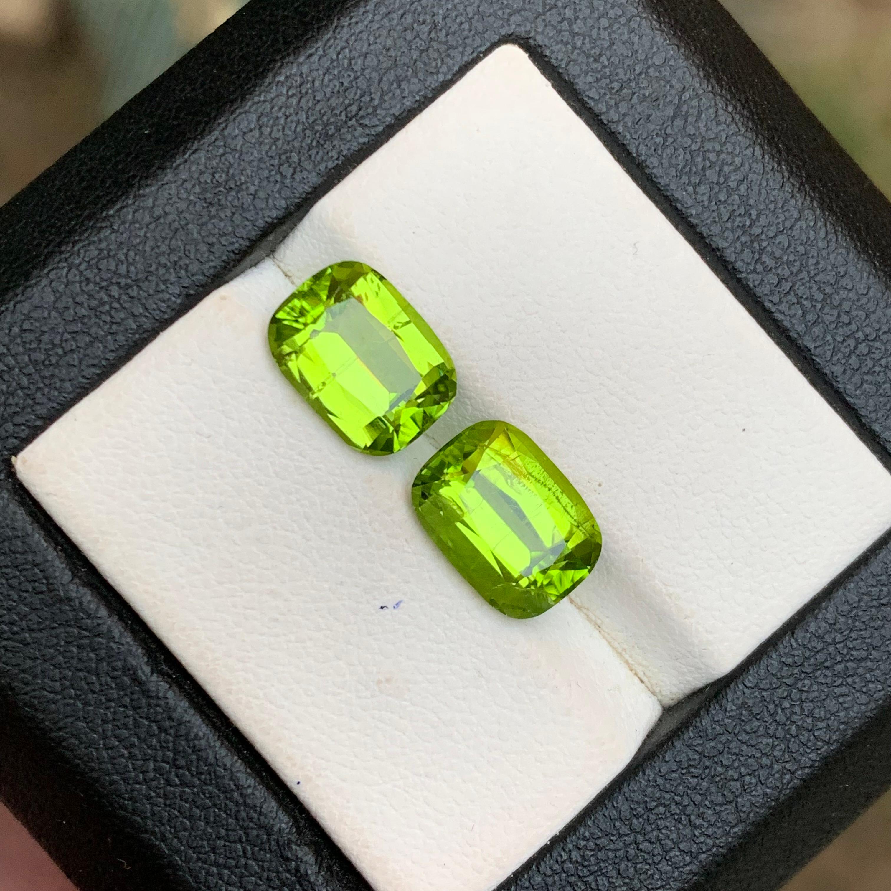 Peridot vert vif 6.81 Ct Cushion Cut Natural Loose Gemstones Set for Jewelry (Jeu de pierres précieuses en vrac pour bijoux) Neuf - En vente à Peshawar, PK