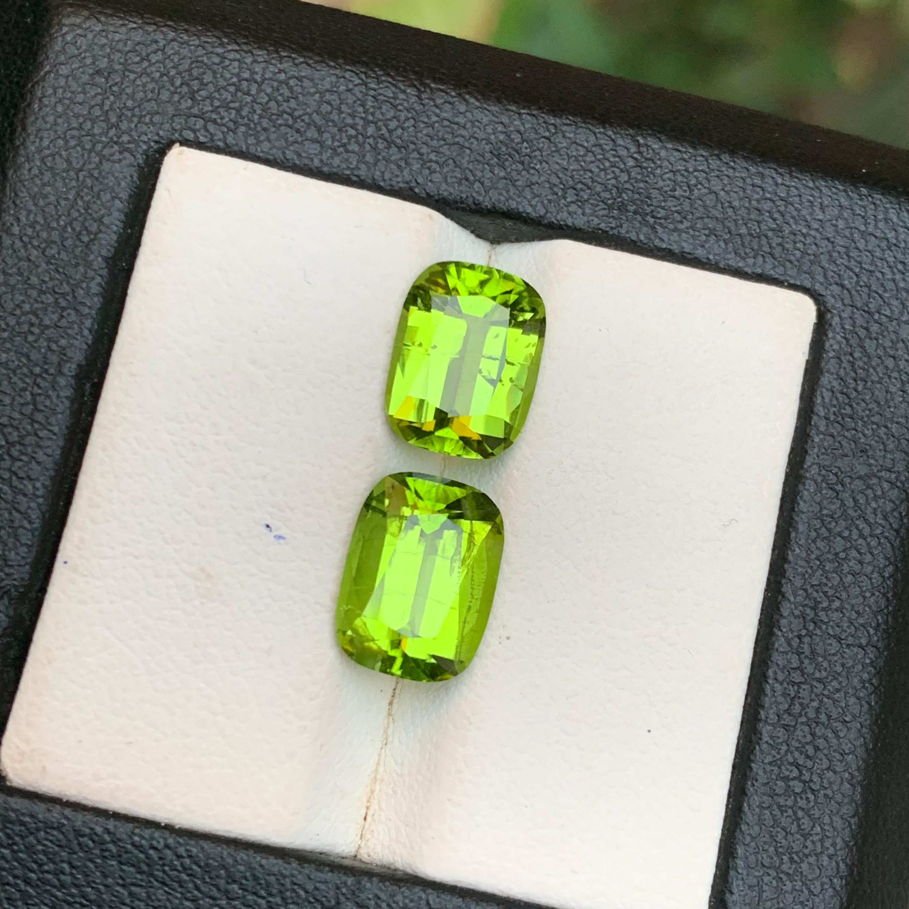 Peridot vert vif 6.81 Ct Cushion Cut Natural Loose Gemstones Set for Jewelry (Jeu de pierres précieuses en vrac pour bijoux) Unisexe en vente