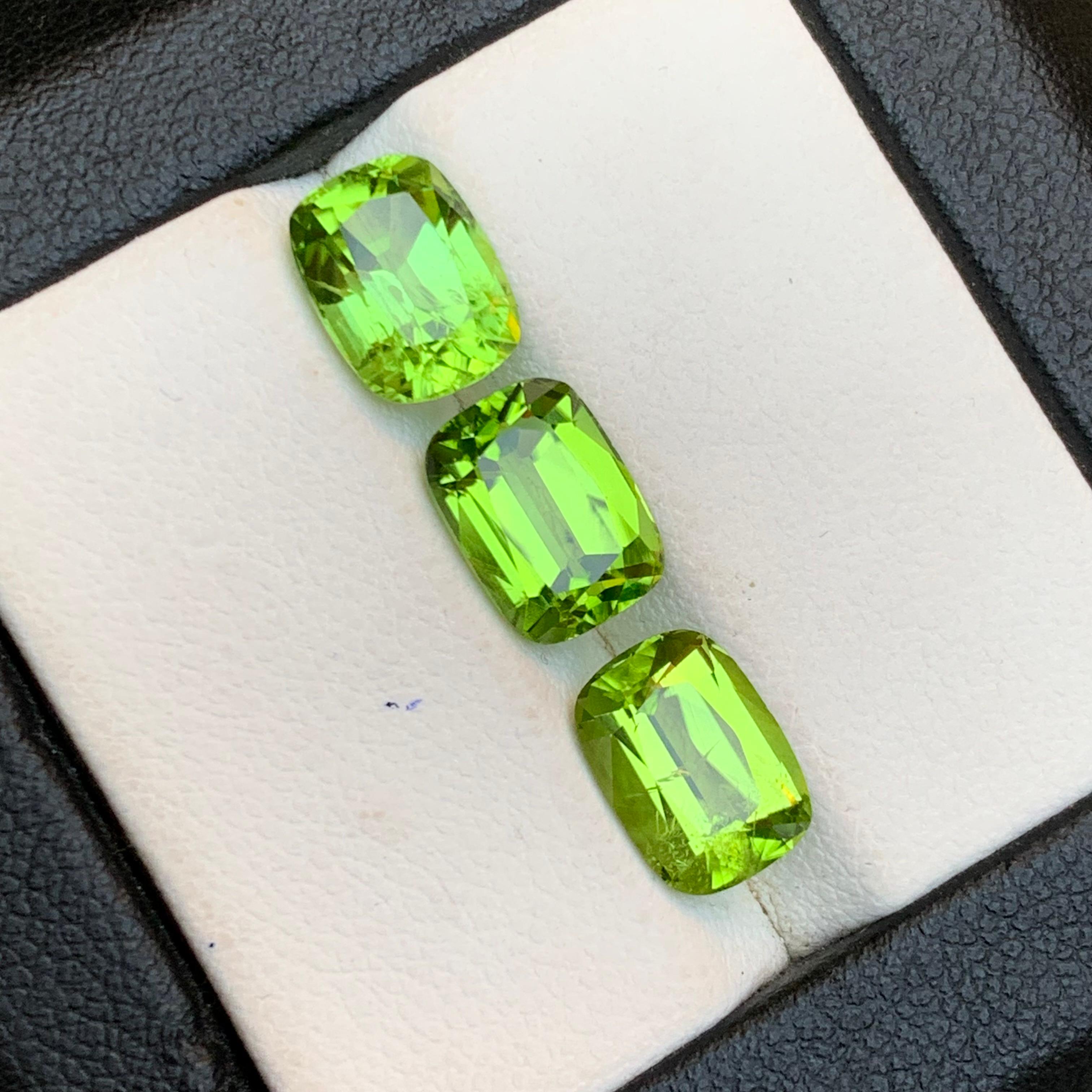 Vivid Green Peridot 7.28 Ct Cushion Cut Natürliche Lose Edelsteine Paket-Schmuck im Angebot 4