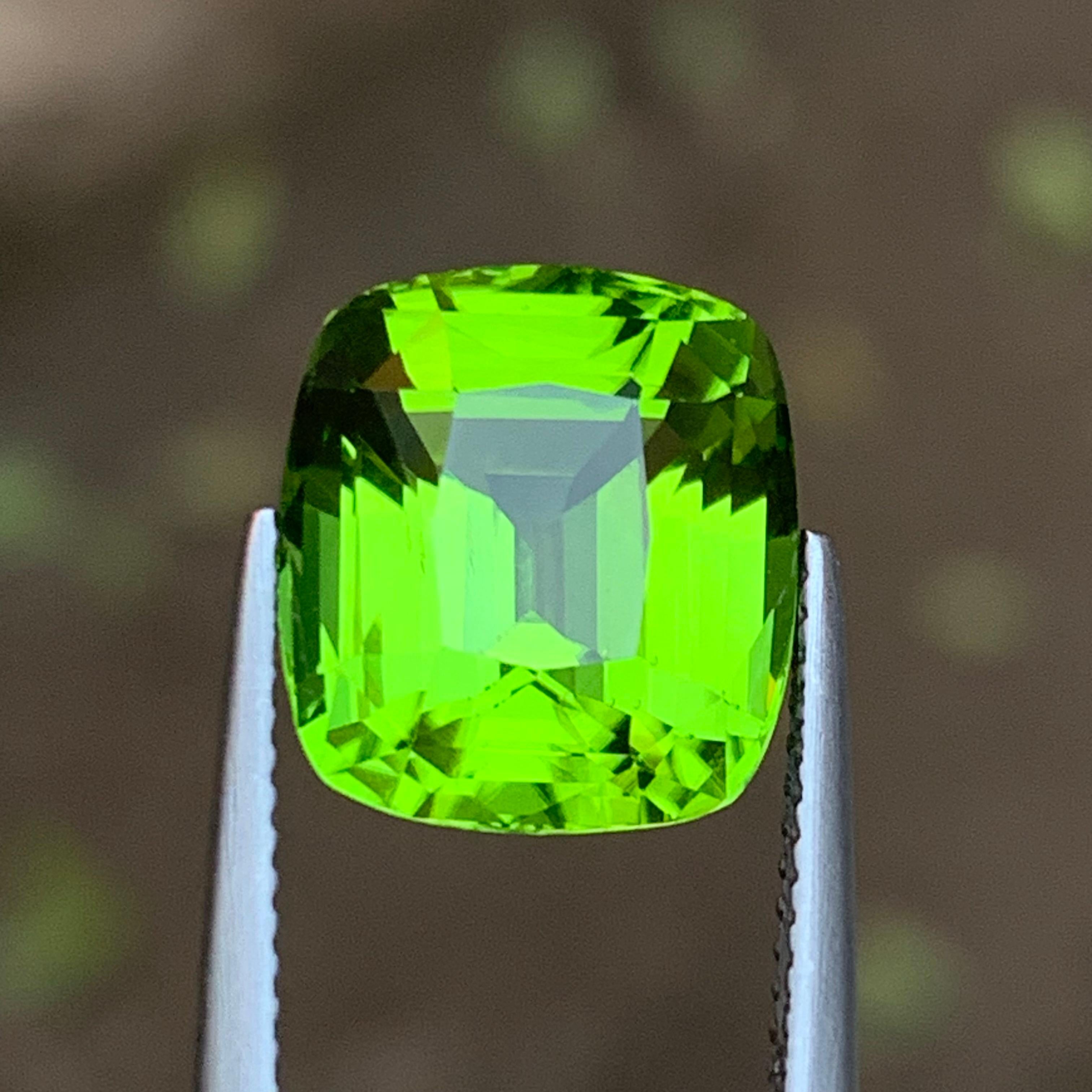 ¡¡¡Gema suelta de peridoto natural verde vivo - Gema de calidad AAA de primera calidad para anillo, colgante de collar o cualquier otro engaste de joyería fina y de lujo!!!

💎 TIPO DE GEMA: Peridoto
⚖️ PESO: 8,27 Quilates
FORMA Y CORTE: Talla