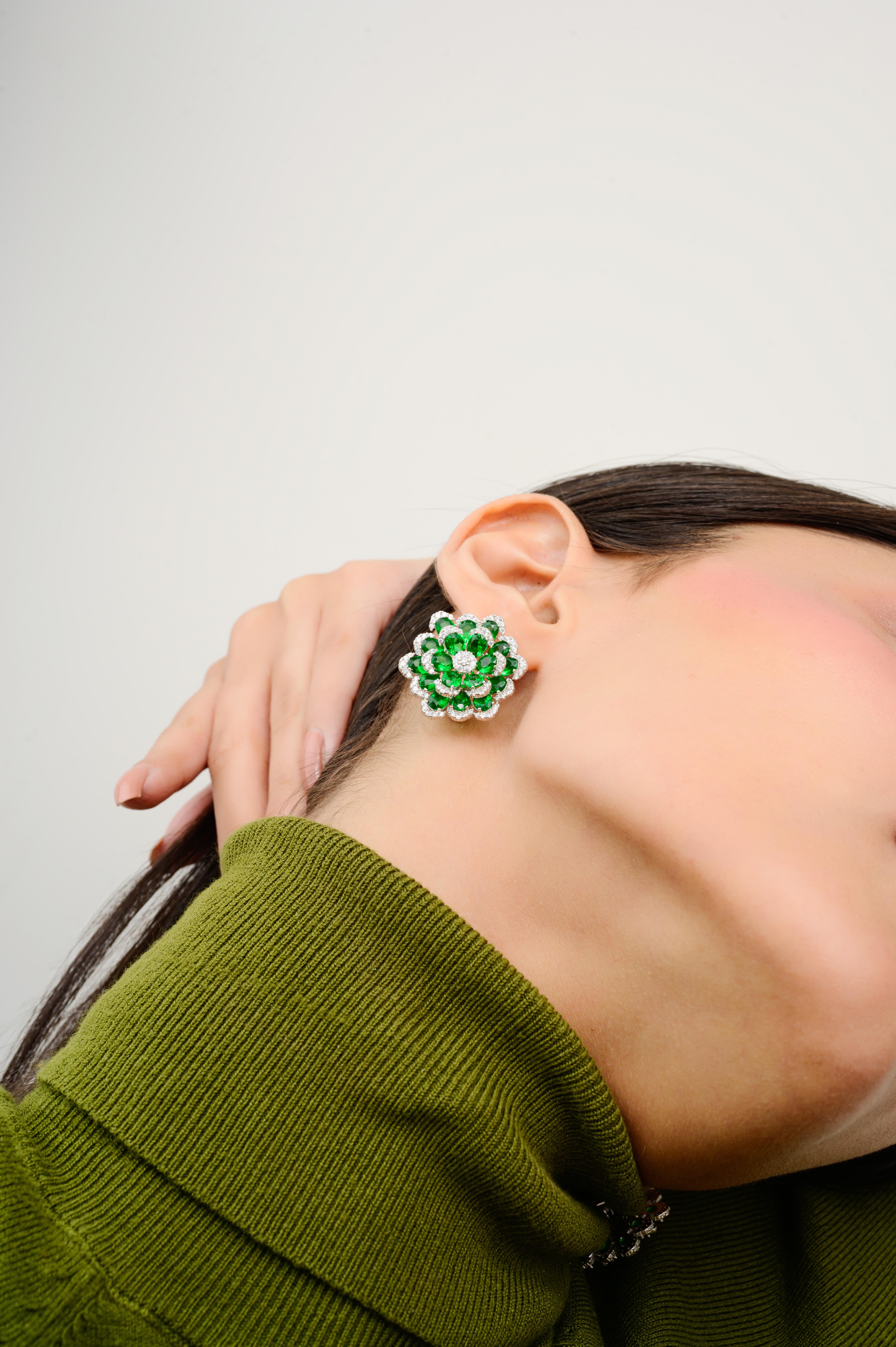 Vivid Green Statement Rhinestone Floral Stud Earrings in Sterling Silver for Mom For Sale 2