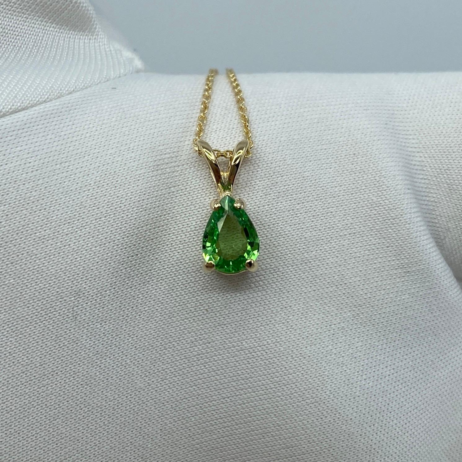 Vivid Green Tsavorite Garnet Yellow Gold Solitaire Pendant.

A beautiful Tsavorite garnet with a vivid green colour and excellent clarity set in a fine 14k yellow gold solitaire pendant.

The pendant is hanging on an 18