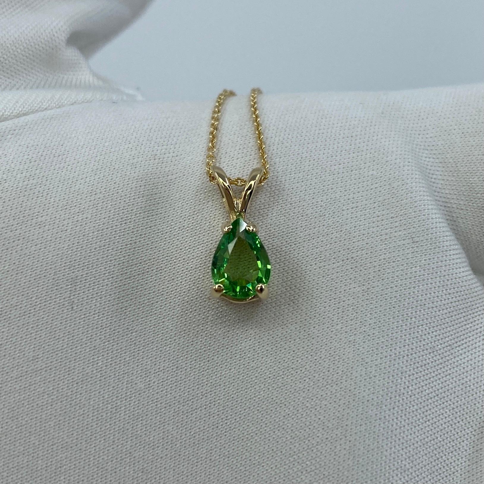 Vivid Green Tsavorite Garnet 0.75 Carat Pear Cut Yellow Gold Solitaire Pendant 3