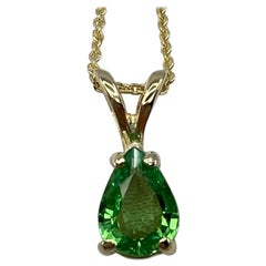 Vivid Green Tsavorite Garnet 0.75 Carat Pear Cut Yellow Gold Solitaire Pendant