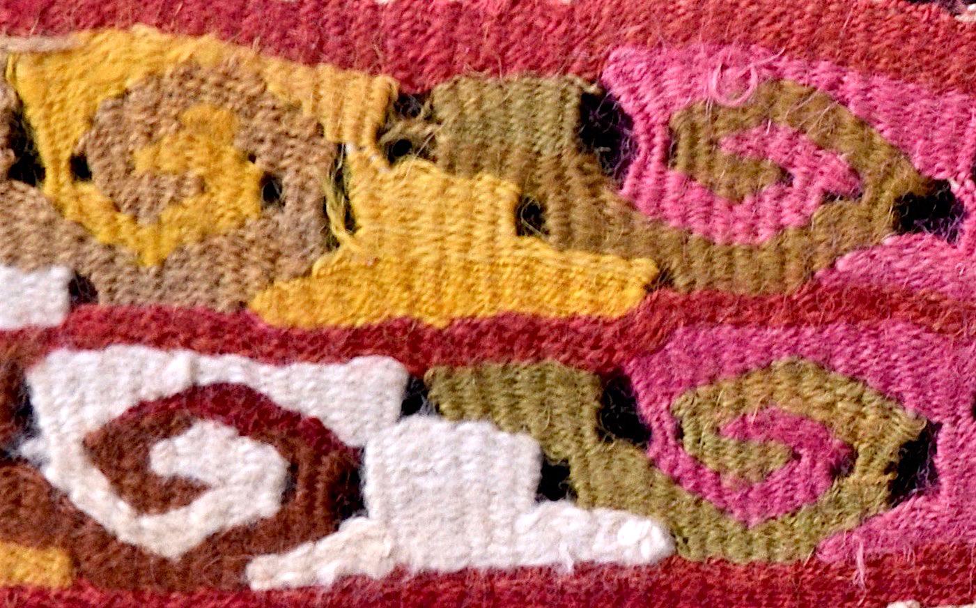 Hand-Woven Vivid Huari Pre-Columbian Textile, Peru, Ex Ferdinand Anton For Sale
