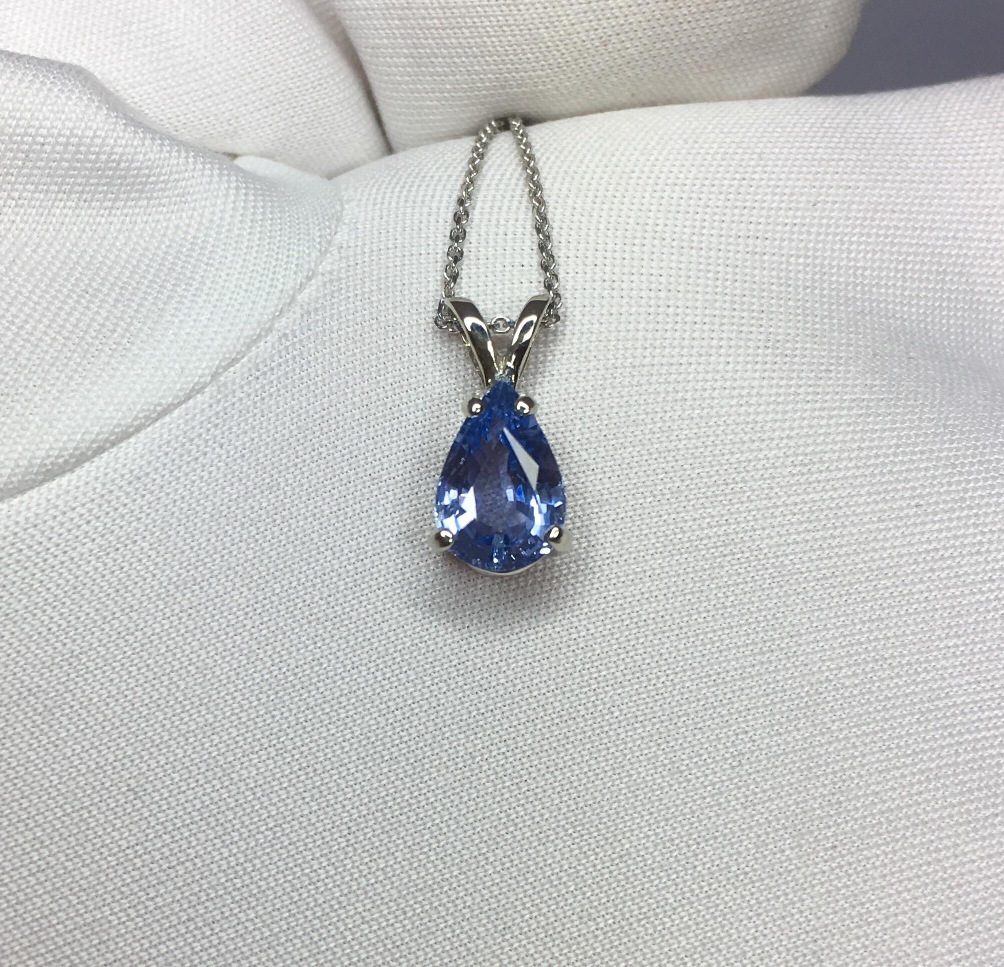 Vivid Light Blue Ceylon Sapphire 1.34 Carat Pear Cut White Gold Sapphire Pendant In New Condition In Birmingham, GB