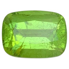 Vivid Lime Green Natural Peridot Cushion Cut 5.80 Carat Loose Gemstone for Ring