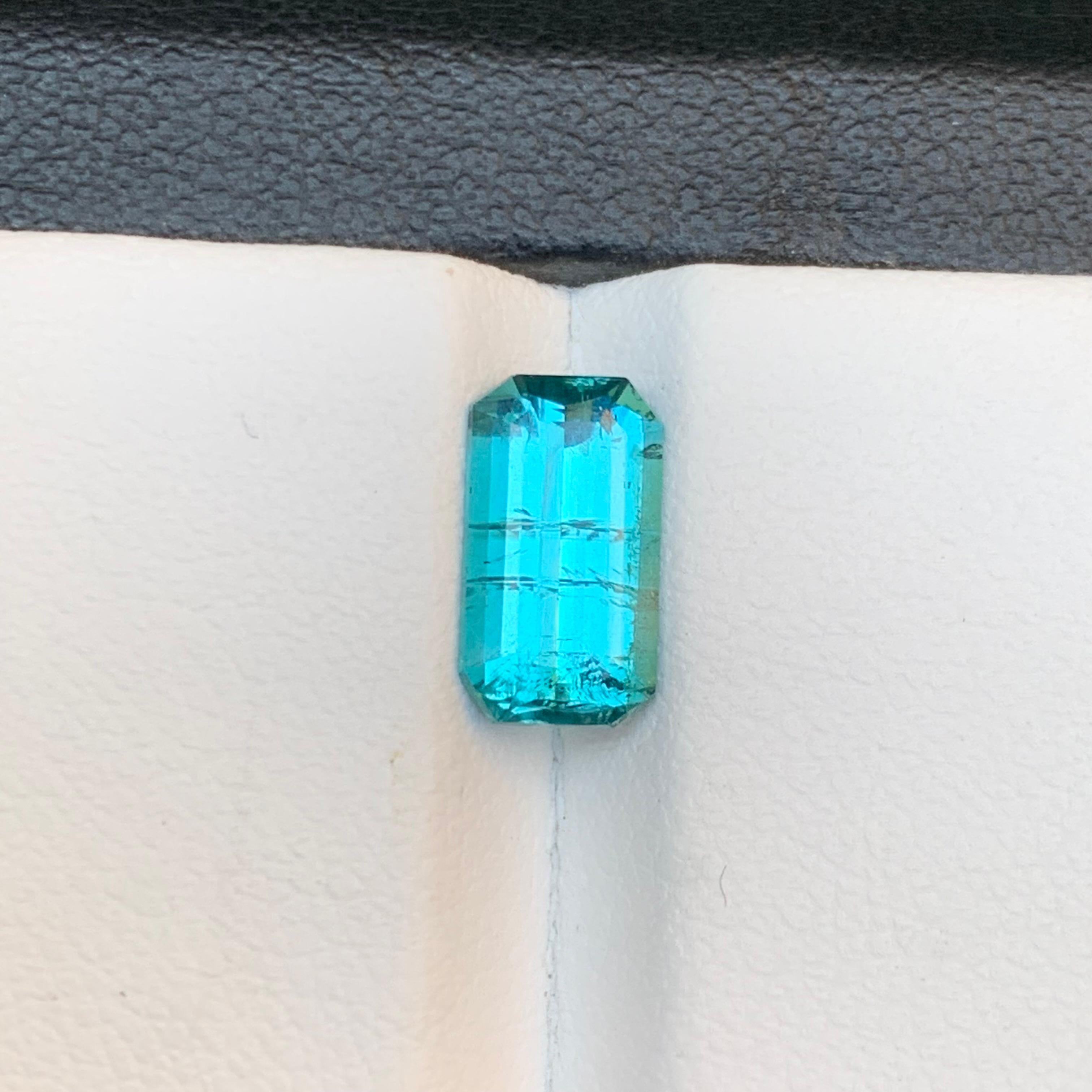 Vivid Neon Blue Natural Tourmaline Ring Loose Gemstone 1.95 Ct Emerald Cut-Jewel For Sale 3