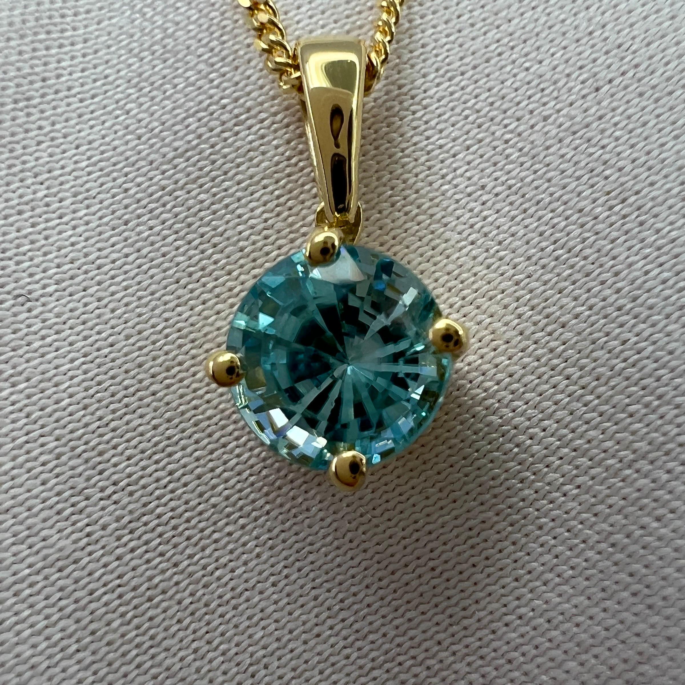 Women's or Men's Vivid Neon Blue Zircon 1.20 Carat Round Cut 18k Yellow Gold Pendant Necklace For Sale
