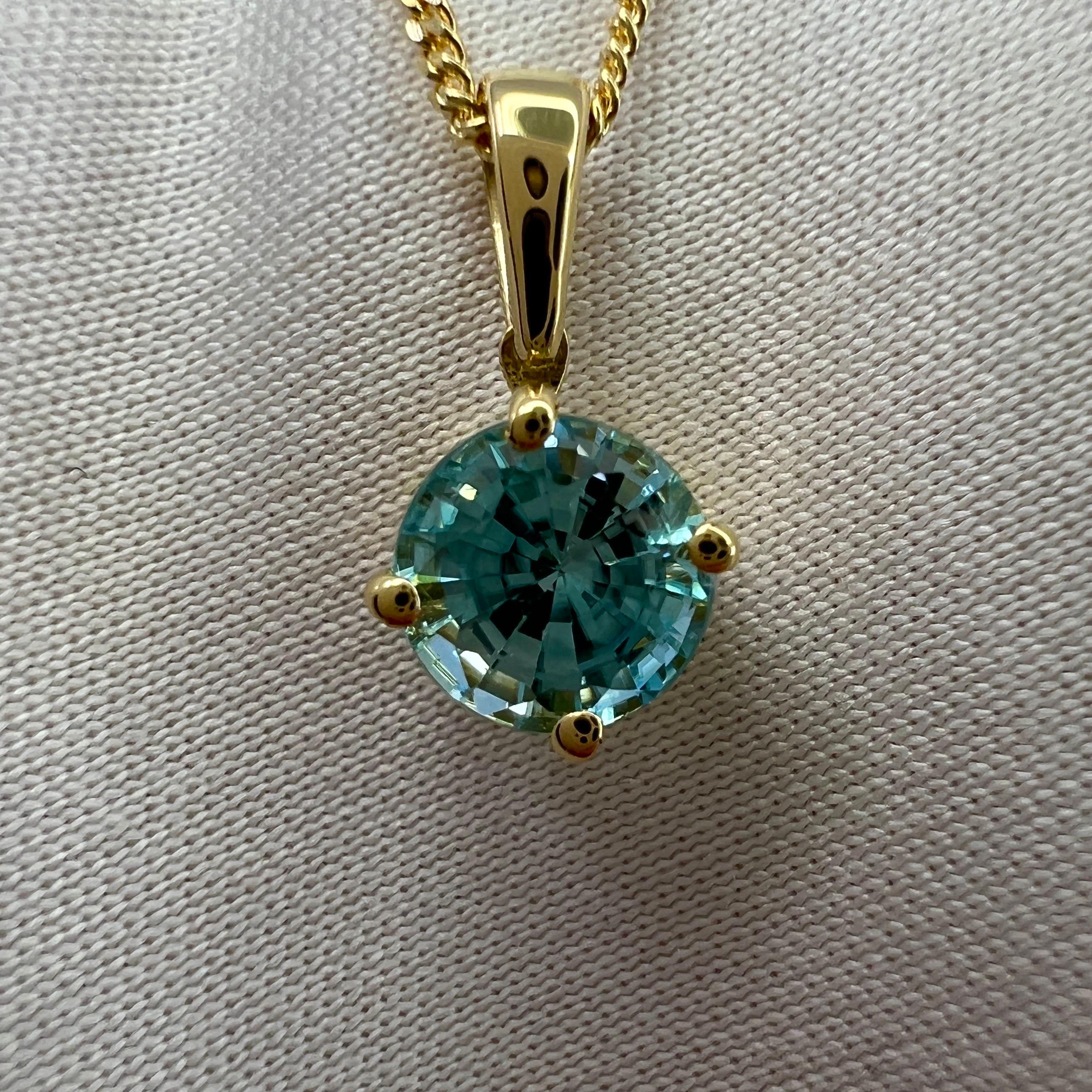 Vivid Neon Blue Zircon 1.20 Carat Round Cut 18k Yellow Gold Pendant Necklace For Sale 2