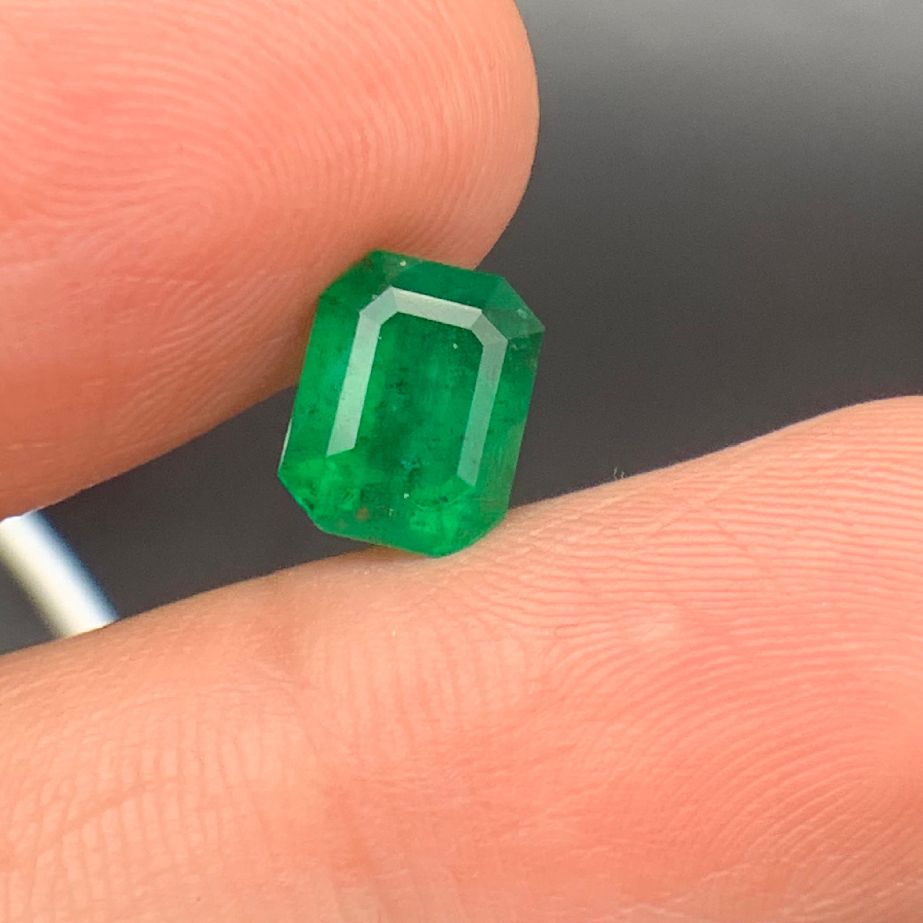 Vivid Neon Rich Green Natural Emerald Loose Gemstone 2.15 Ct Octagon Cut-Jewelry For Sale 1