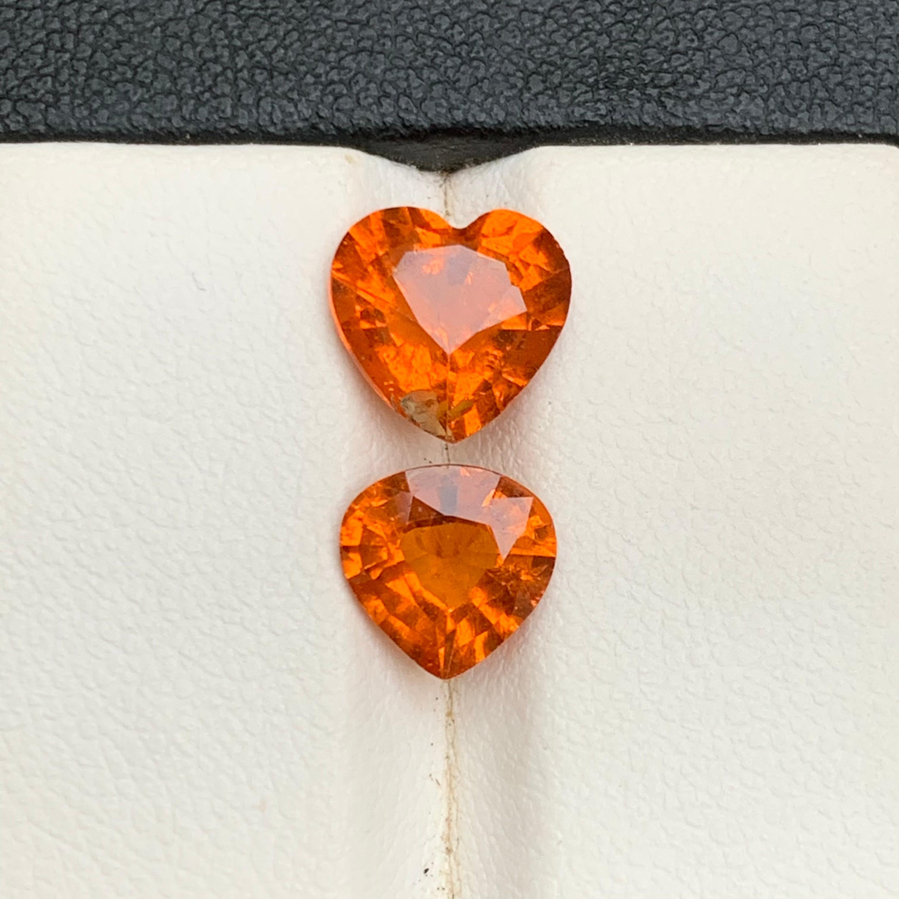 Gemas naturales de espesartita/espesartita/granate mandarín naranja vivo 5.14 Ct-Joya en venta 2