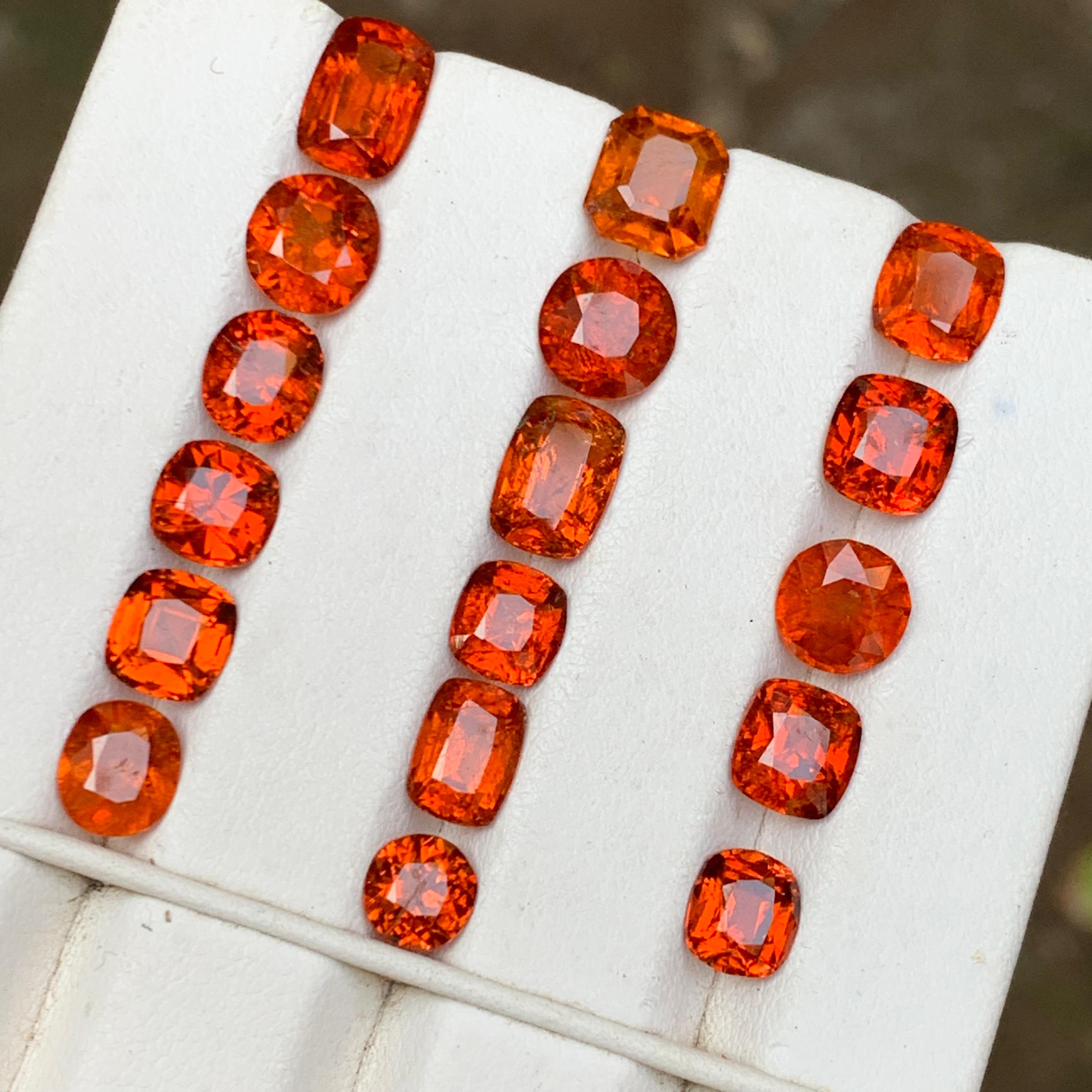 Vivid Orange Natural Spessartite/Spessartine/Mandarin Lose Edelsteine Lot für Ringe, Ohrringe, Halskette Anhänger, Armband oder jede andere Schmuck Einstellung-Oval Runde und Kissen geschnitten!!!

💎 EDELSTEINART: Spessartit/Mandarin-Granat 
⚖️