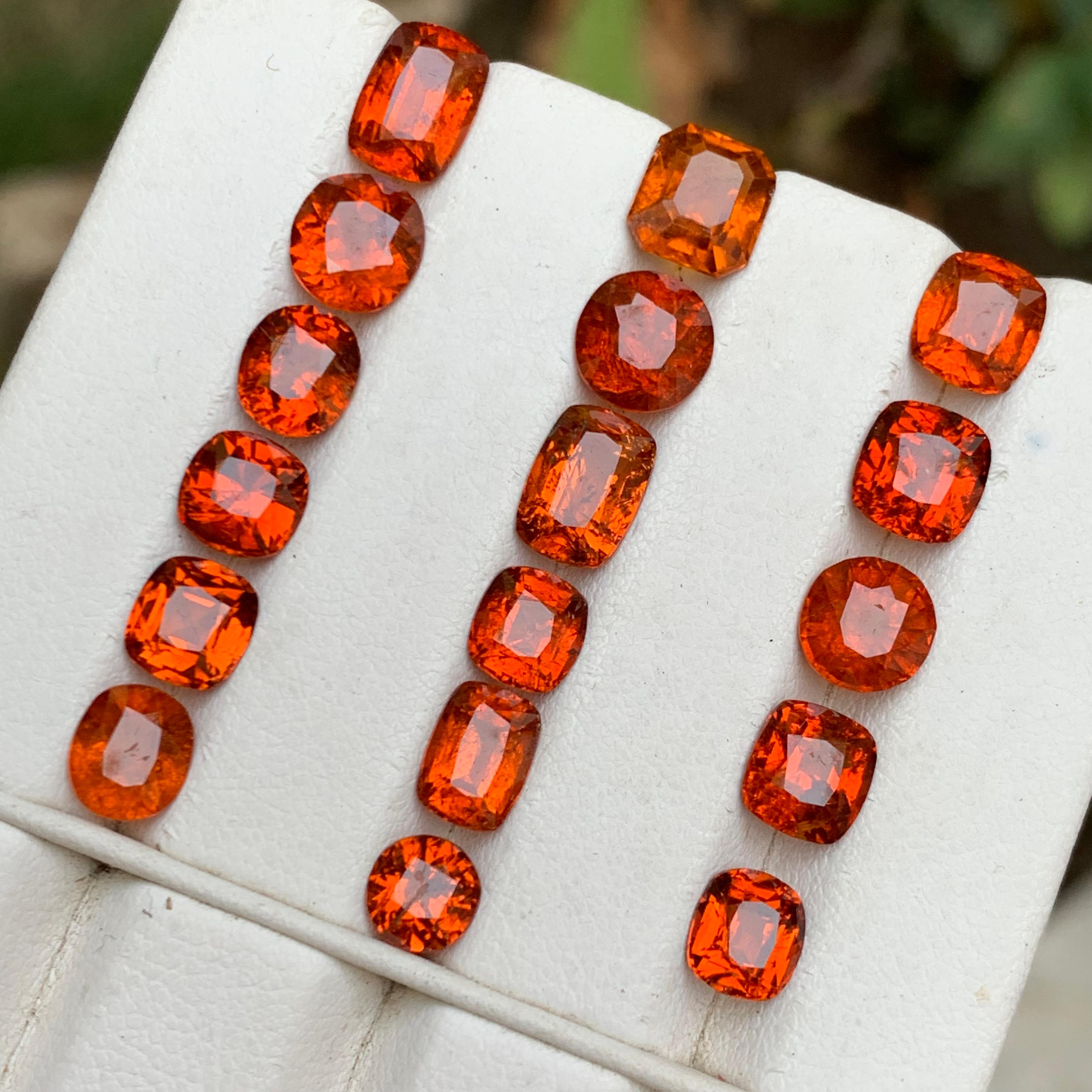 Lebendige Orange Spessartit/Spessartin/Mandarin Granat 25.90Ct Lose Edelsteine Los im Zustand „Neu“ im Angebot in Peshawar, PK