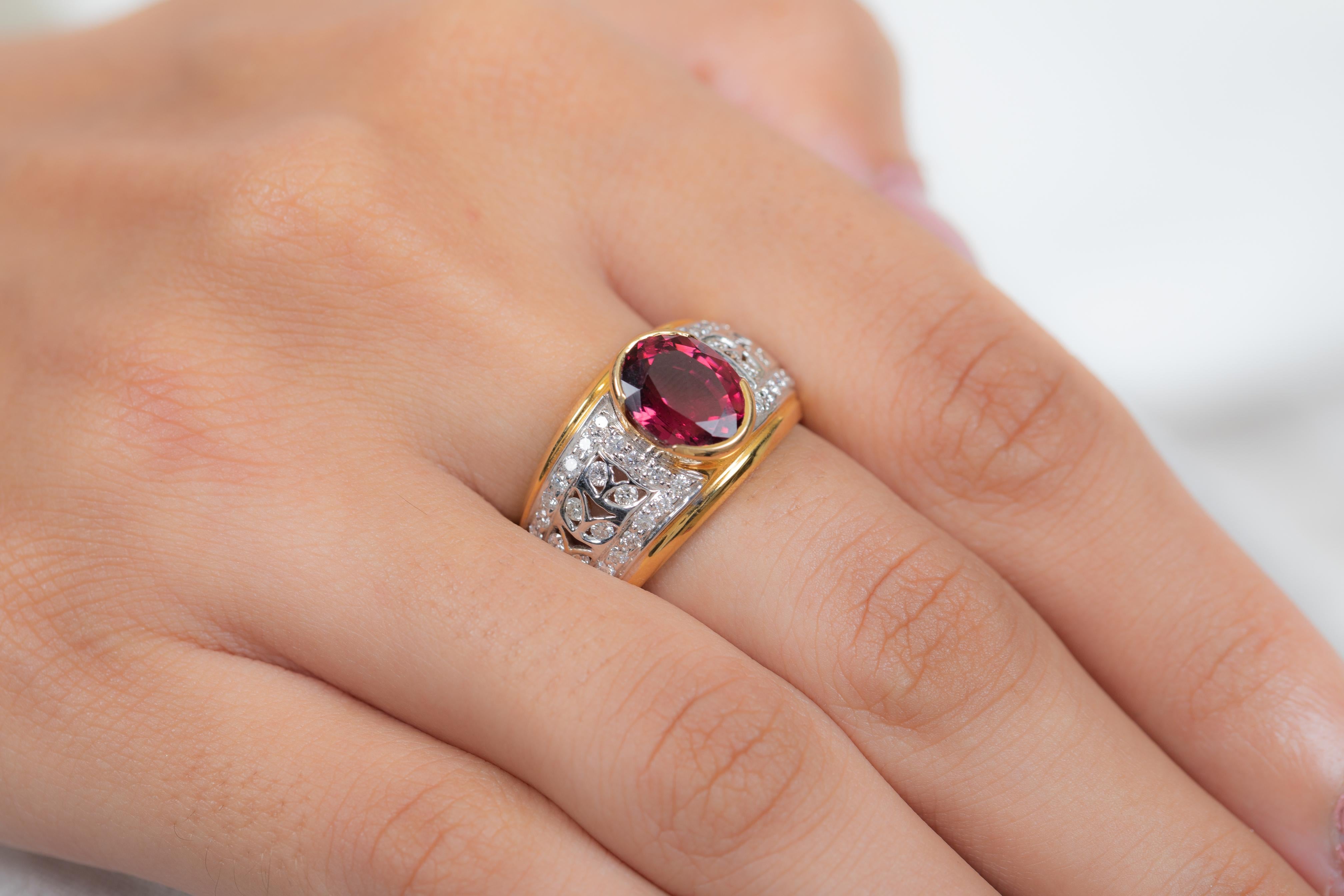 For Sale:  Vivid Oval Cut Ruby and Diamond Cocktail Ring in 18K Yellow Gold 2