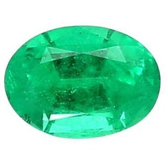 Vivid Oval Shape Emerald Gem from Russia 0.51 Carat Weight ICL Certified