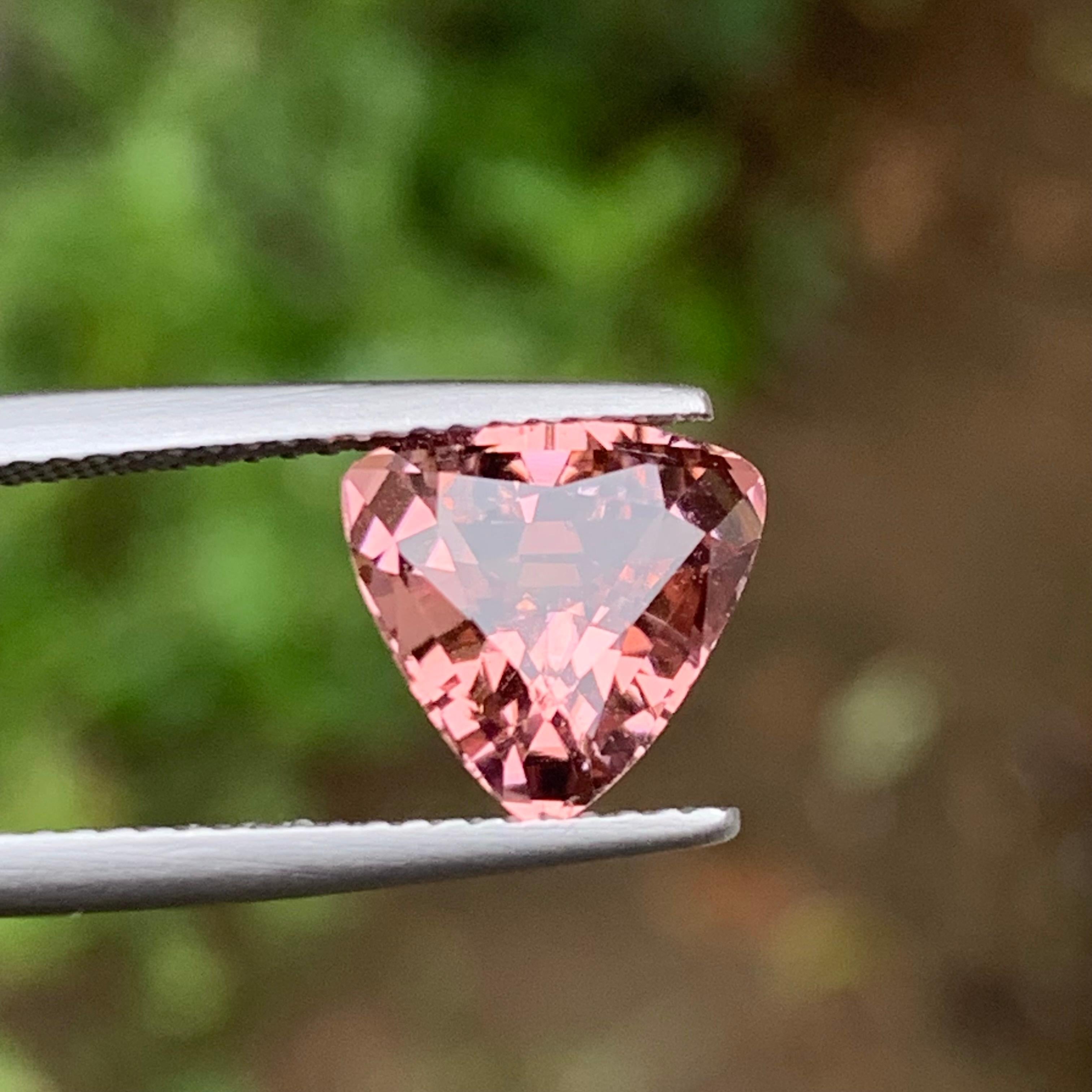 Vivid Peach Natural Tourmaline Ring, Pendant Gemstone 2.70 Ct Trillion Cut Jewel For Sale 1
