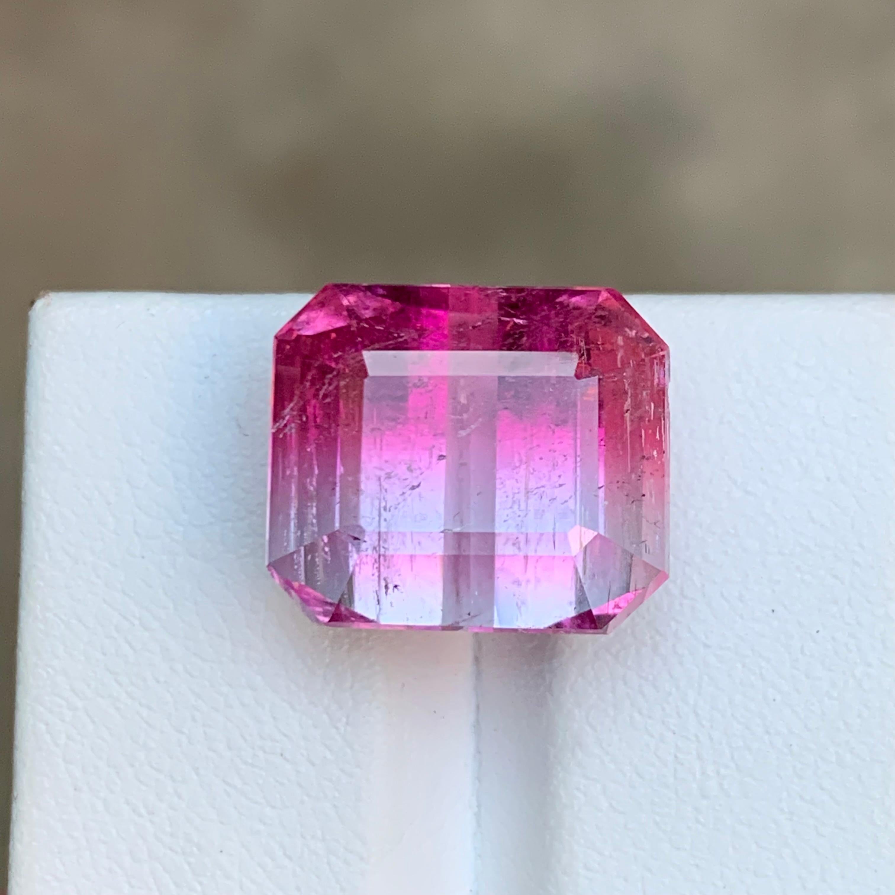 Vivid Pink Bicolor Natural Tourmaline Gemstone 16.95 Ct Emerald Cut for Pendant For Sale 5