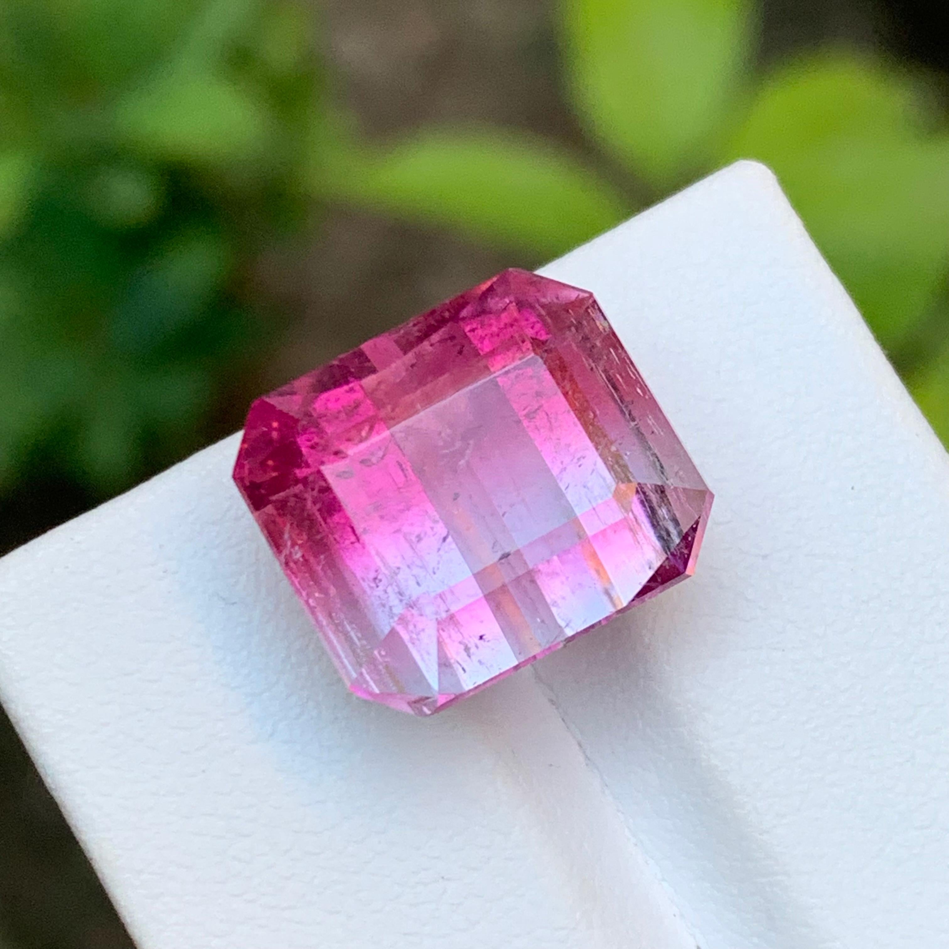 Contemporary Vivid Pink Bicolor Natural Tourmaline Gemstone 16.95 Ct Emerald Cut for Pendant For Sale