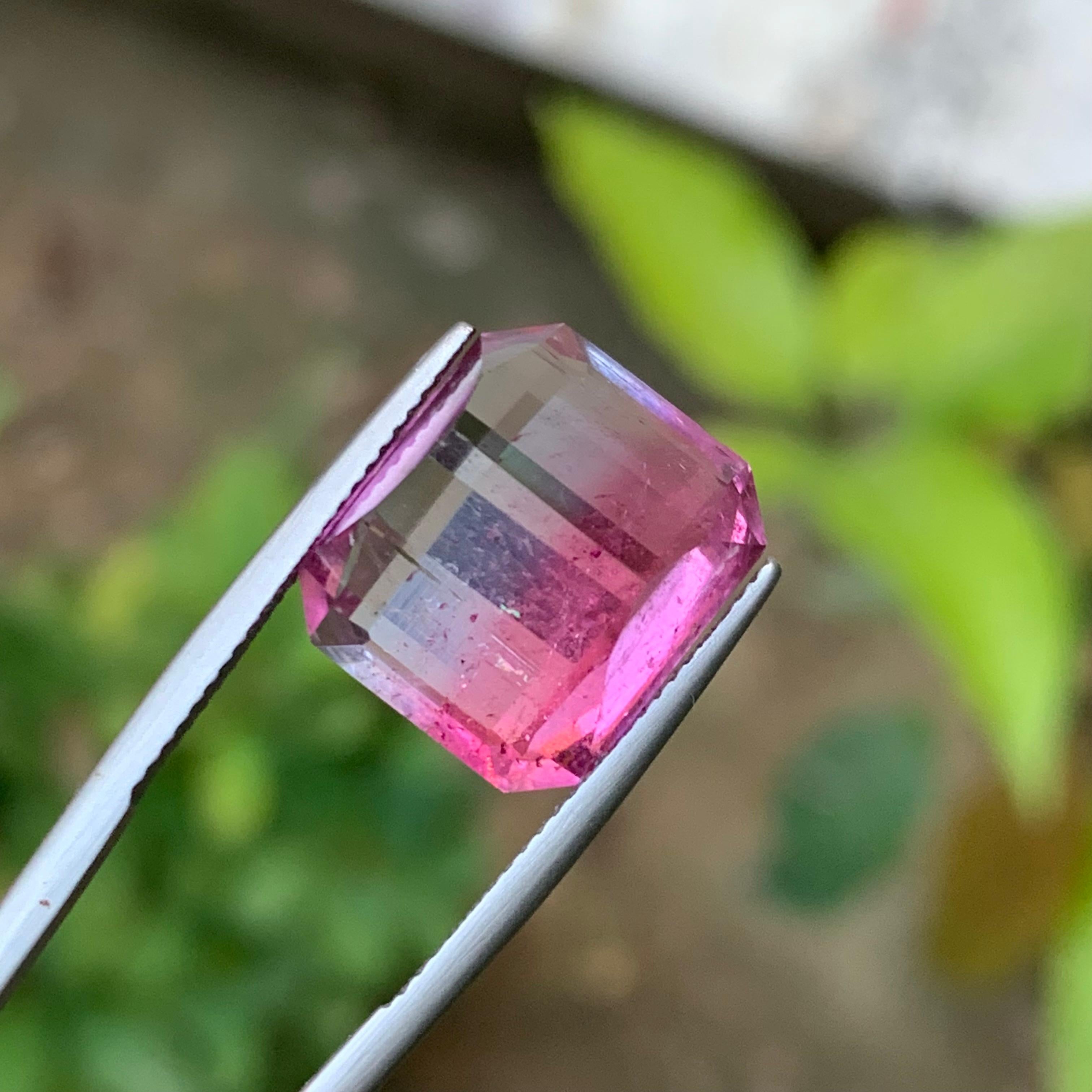 Vivid Pink Bicolor Natural Tourmaline Gemstone 16.95 Ct Emerald Cut for Pendant For Sale 1
