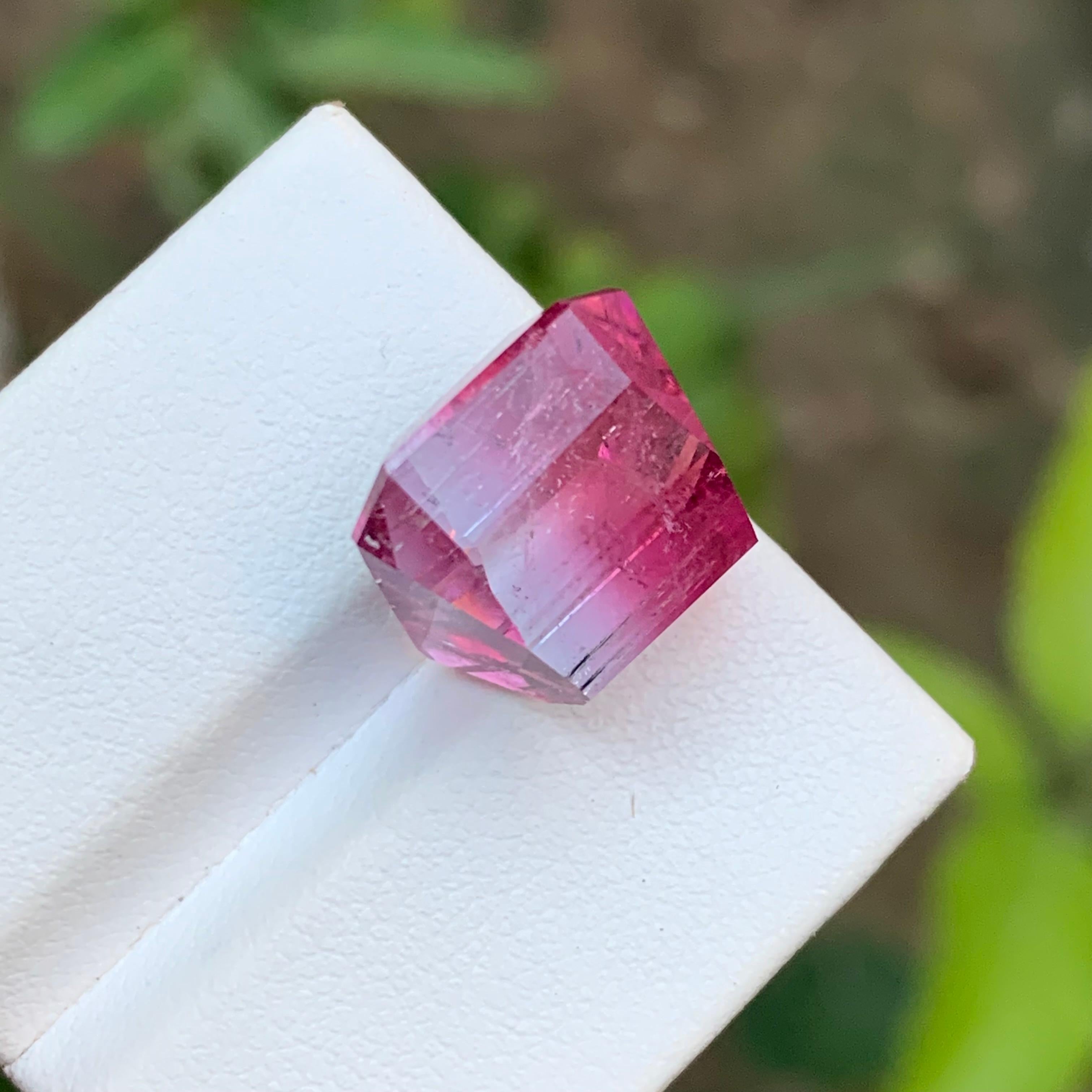 Vivid Pink Bicolor Natural Tourmaline Gemstone 16.95 Ct Emerald Cut for Pendant For Sale 4