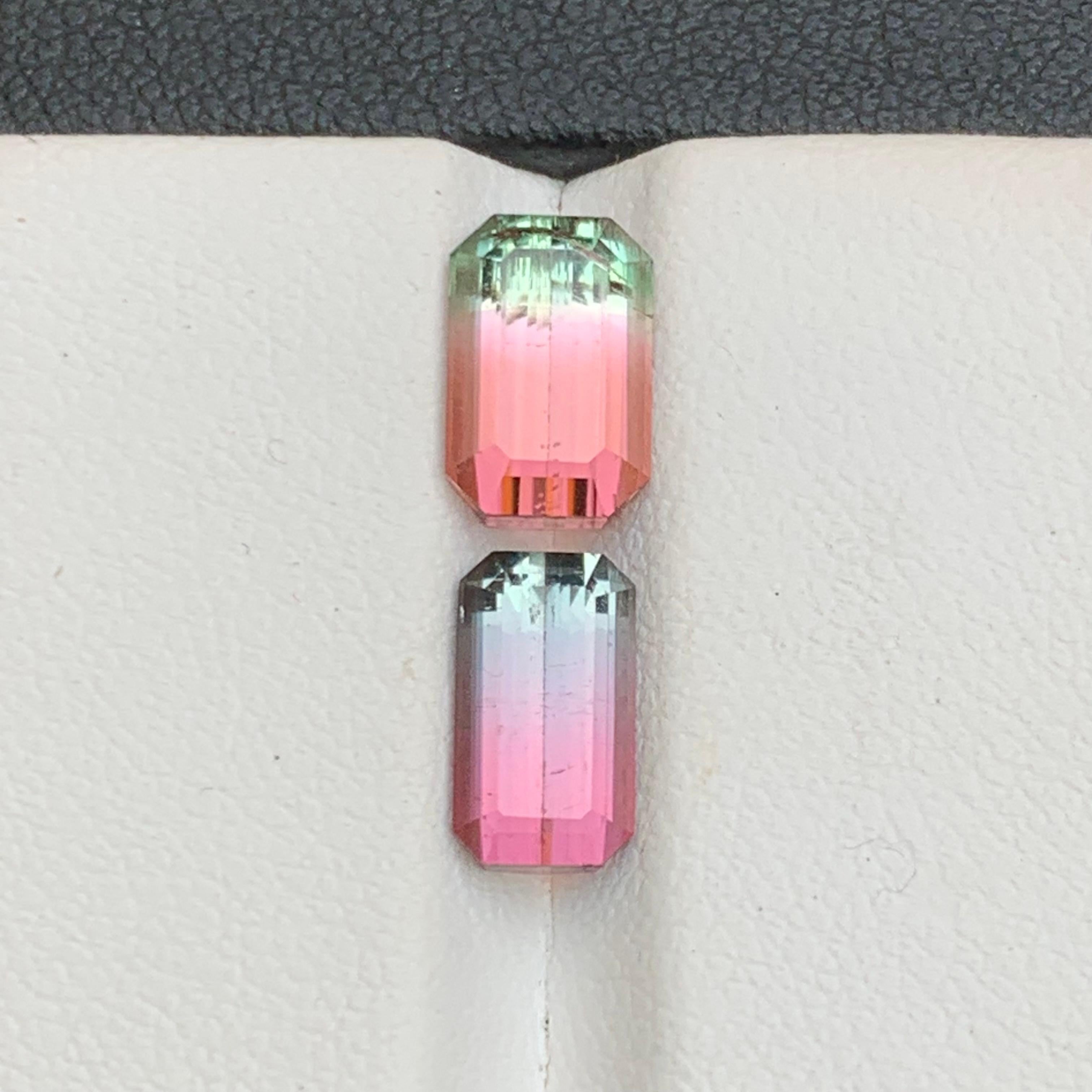 Vivid Pink Bicolor Natural Tourmaline Loose Gemstones 4.10Ct Emerald Cut-Jewelry In New Condition For Sale In Peshawar, PK