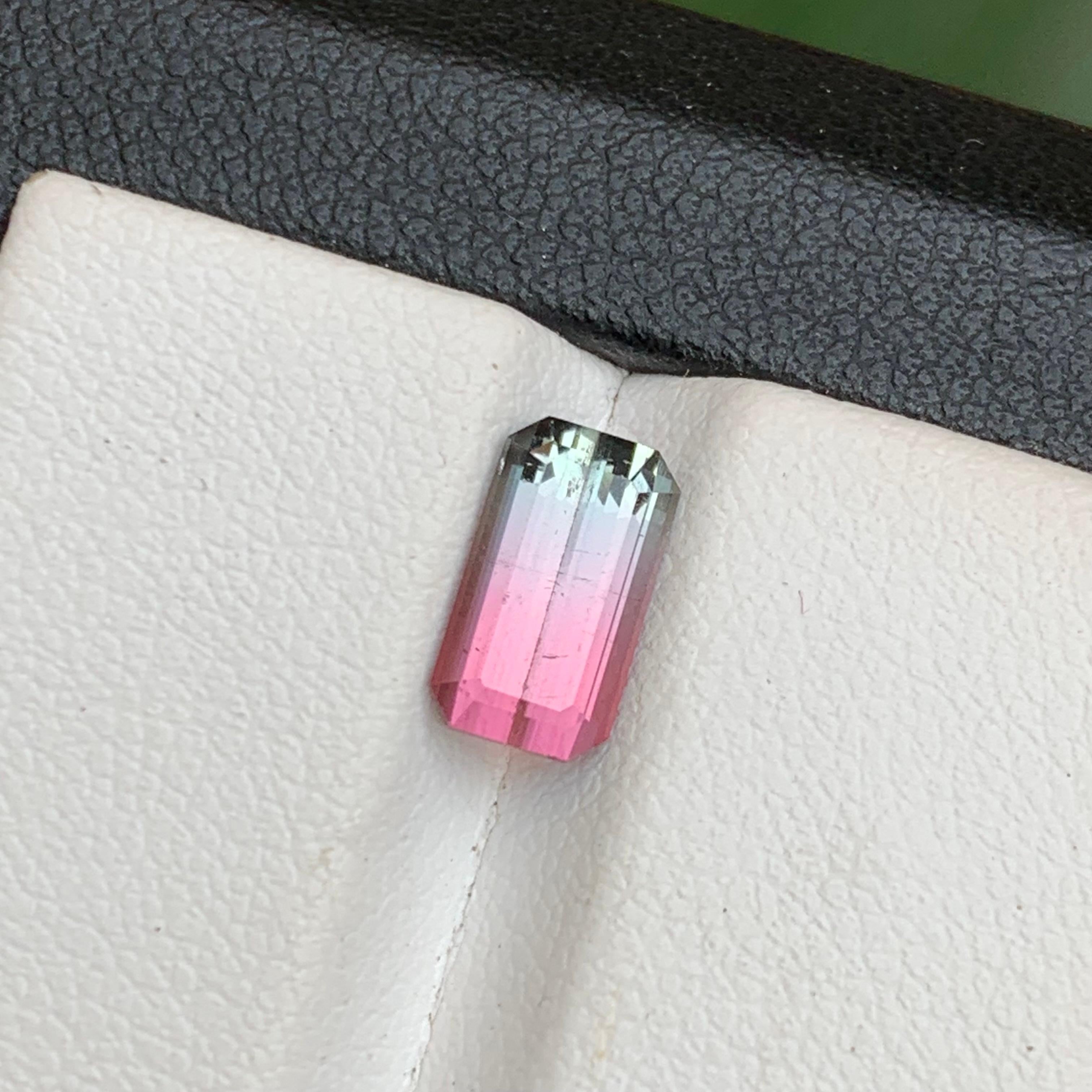 Vivid Pink Bicolor Natürlicher Turmalin Ring Lose Edelstein 1.80 Ct Smaragd Schliff im Angebot 4