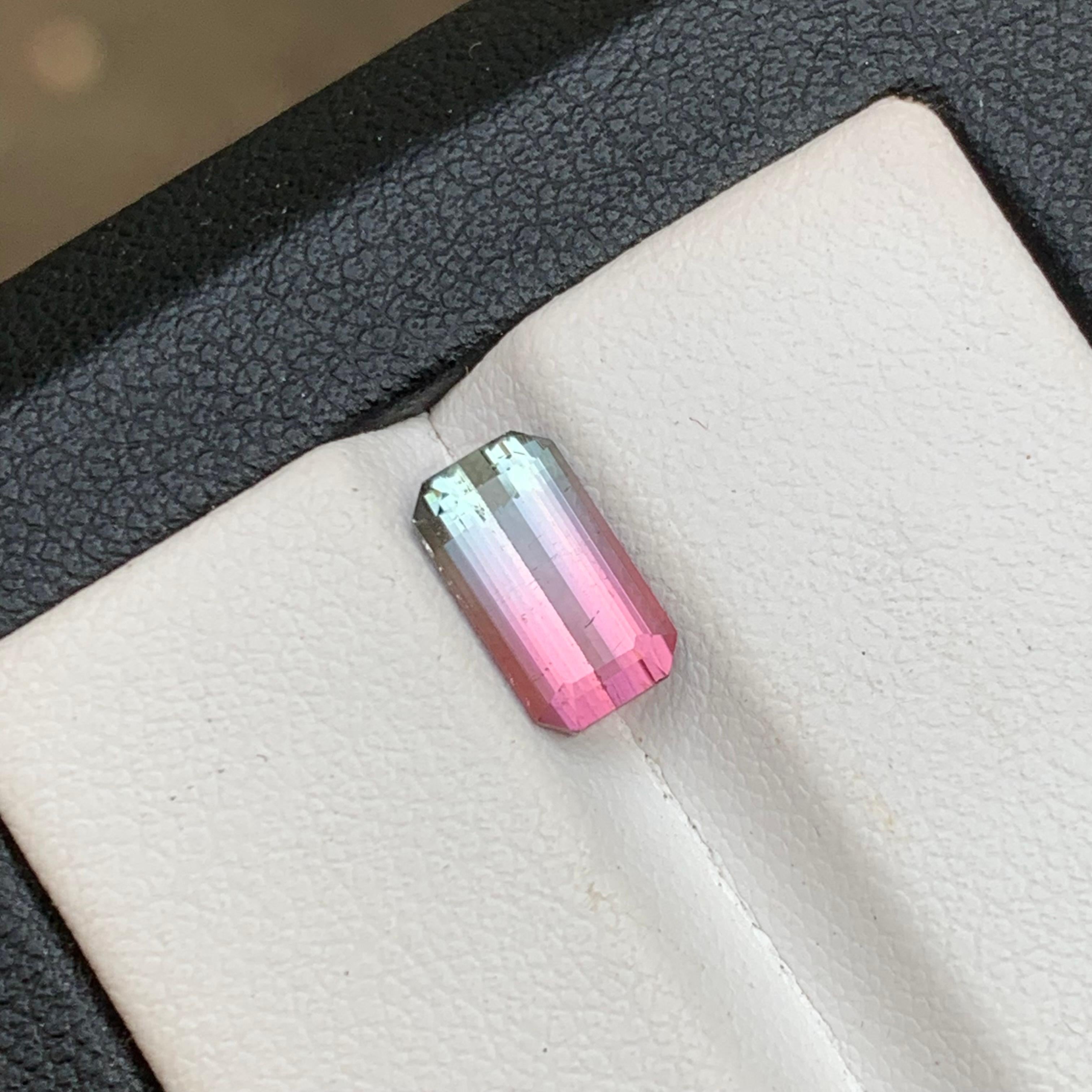 Vivid Pink Bicolor Natürlicher Turmalin Ring Lose Edelstein 1.80 Ct Smaragd Schliff für Damen oder Herren im Angebot