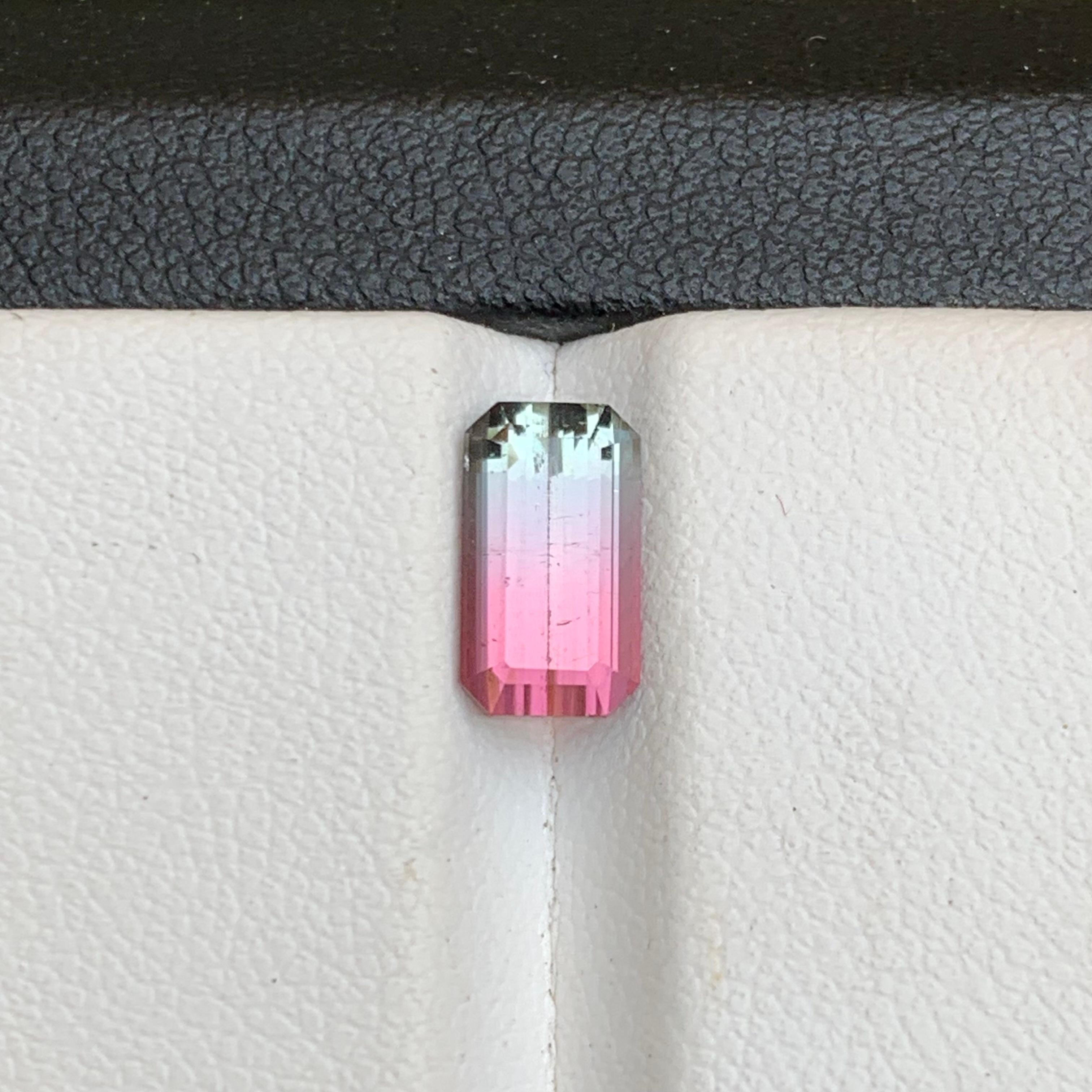 Vivid Pink Bicolor Natürlicher Turmalin Ring Lose Edelstein 1.80 Ct Smaragd Schliff im Angebot 2