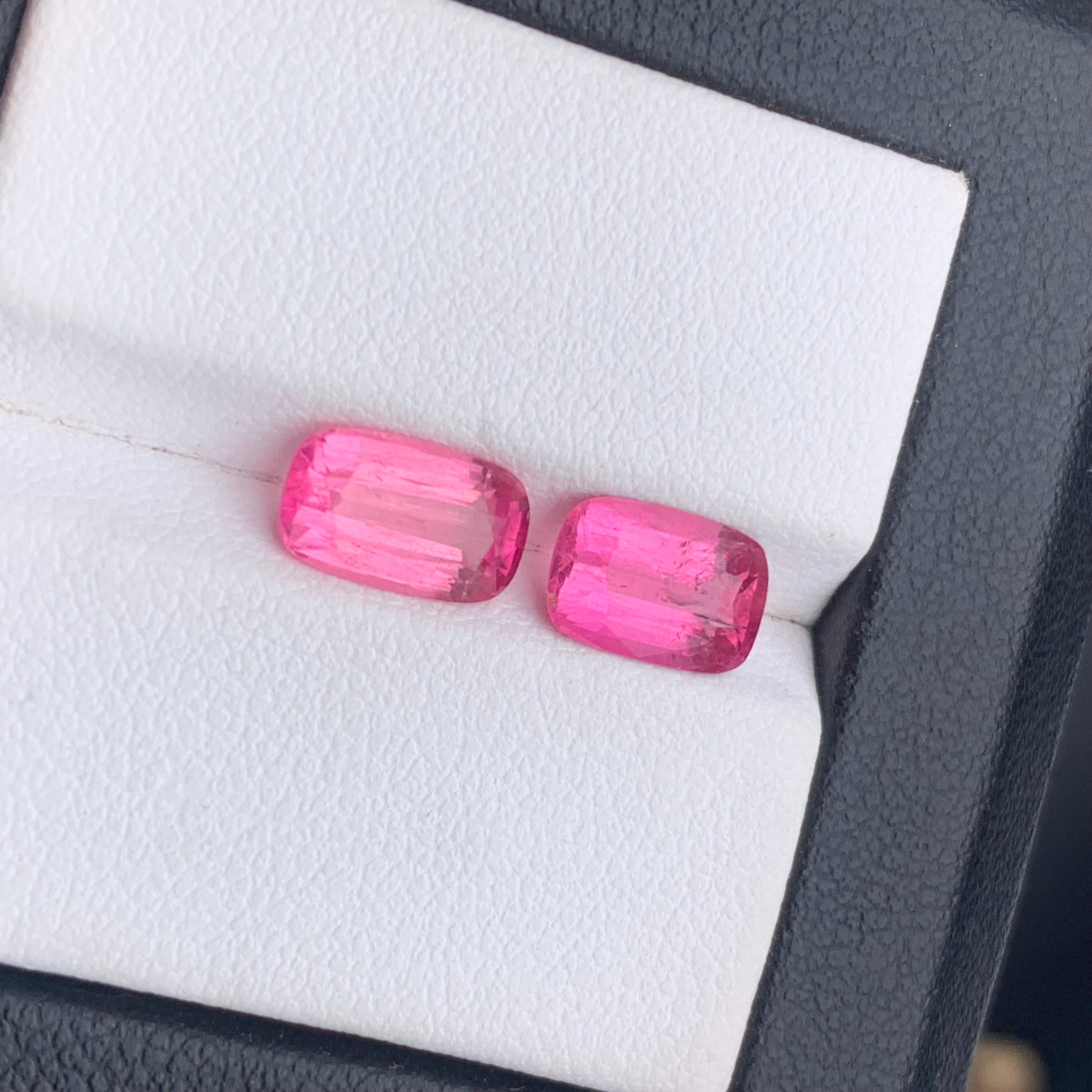 Vivid Pink Natural Tourmaline Ring, Earrings Loose Gemstones 3.10 Ct Cushion Cut For Sale 7