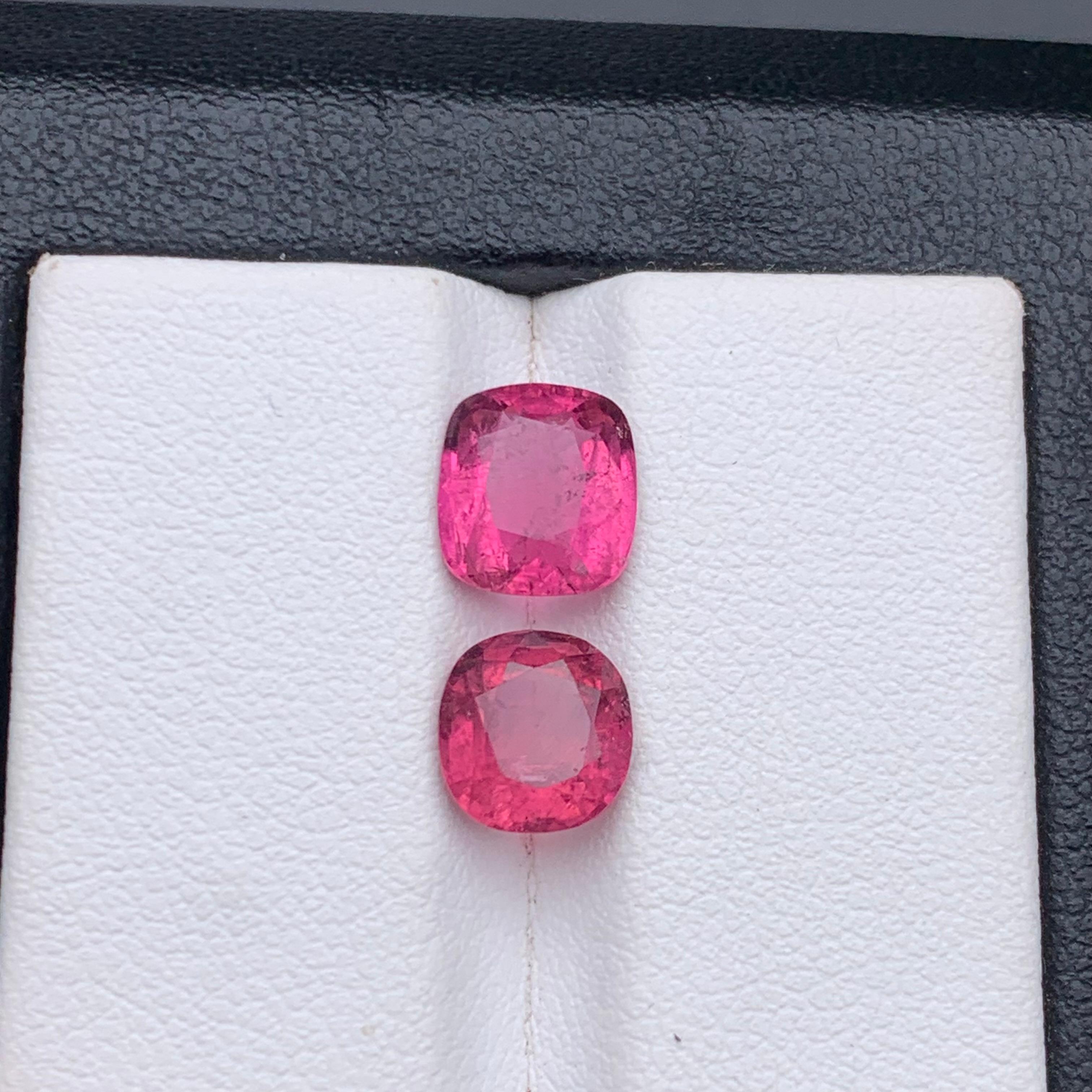 Vivid Pink Natural Tourmaline Ring, Earrings Loose Gemstones 3.40 Ct Cushion Cut For Sale 5