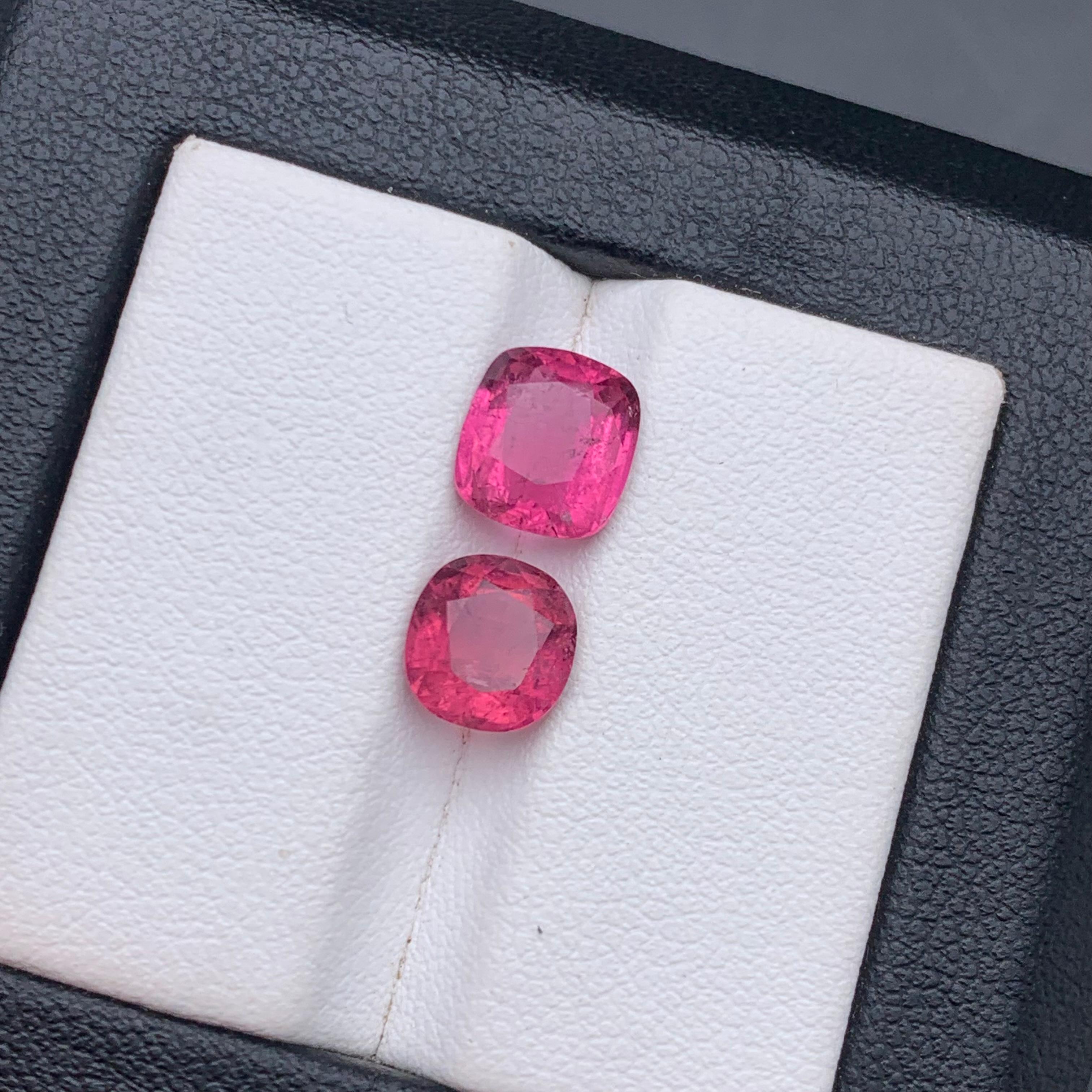Vivid Pink Natural Tourmaline Ring, Earrings Loose Gemstones 3.40 Ct Cushion Cut For Sale 6