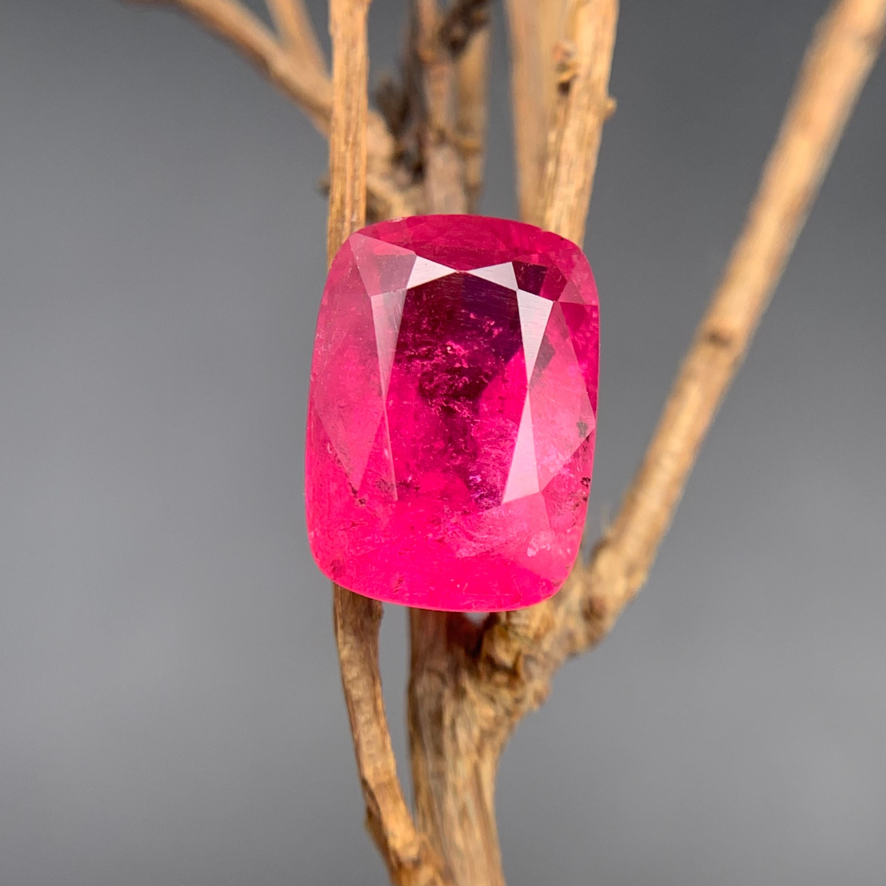 Vivid Pink Natural Tourmaline Ring, Earrings Loose Gemstones 4.95 Ct Cushion Cut For Sale 7