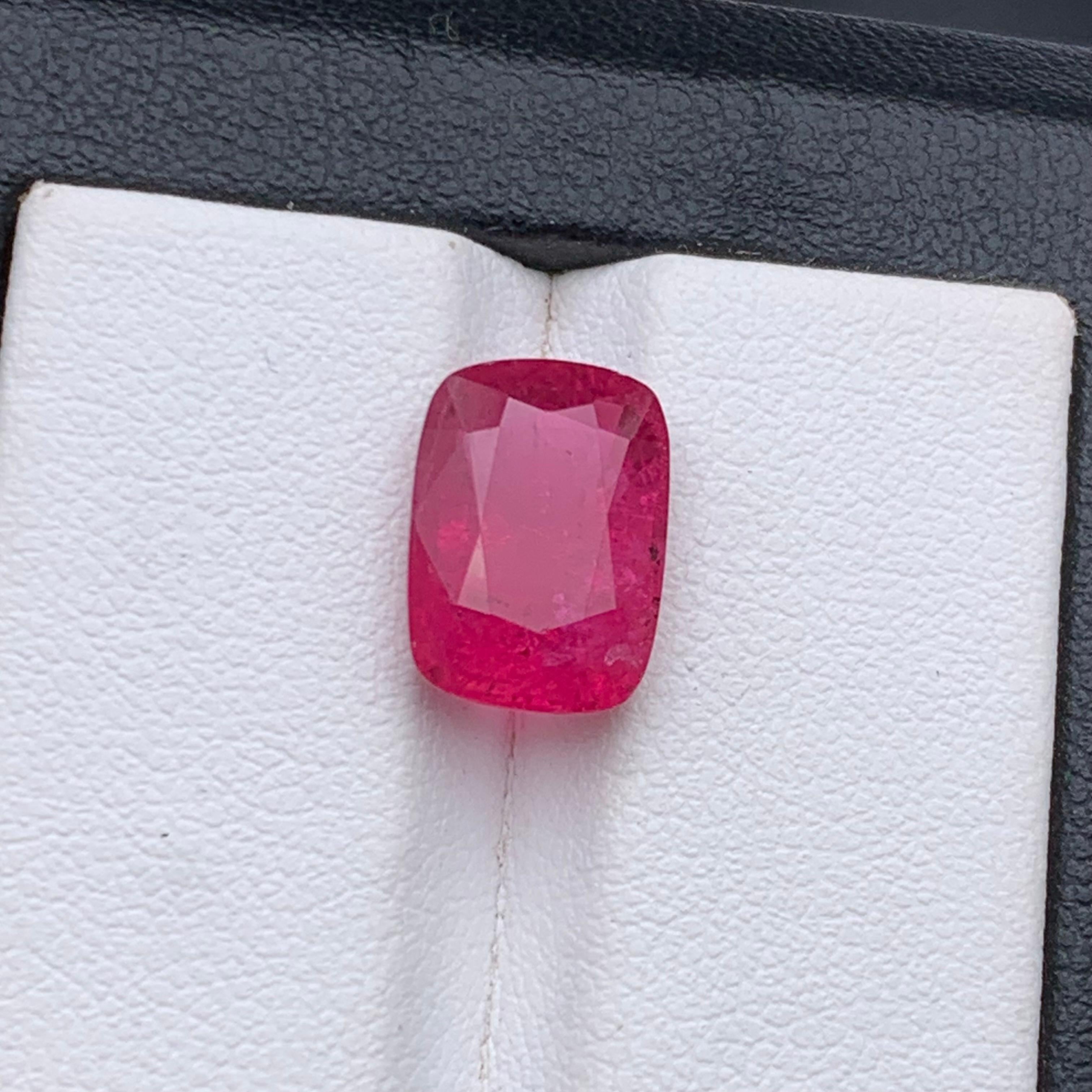 Contemporary Vivid Pink Natural Tourmaline Ring, Earrings Loose Gemstones 4.95 Ct Cushion Cut For Sale