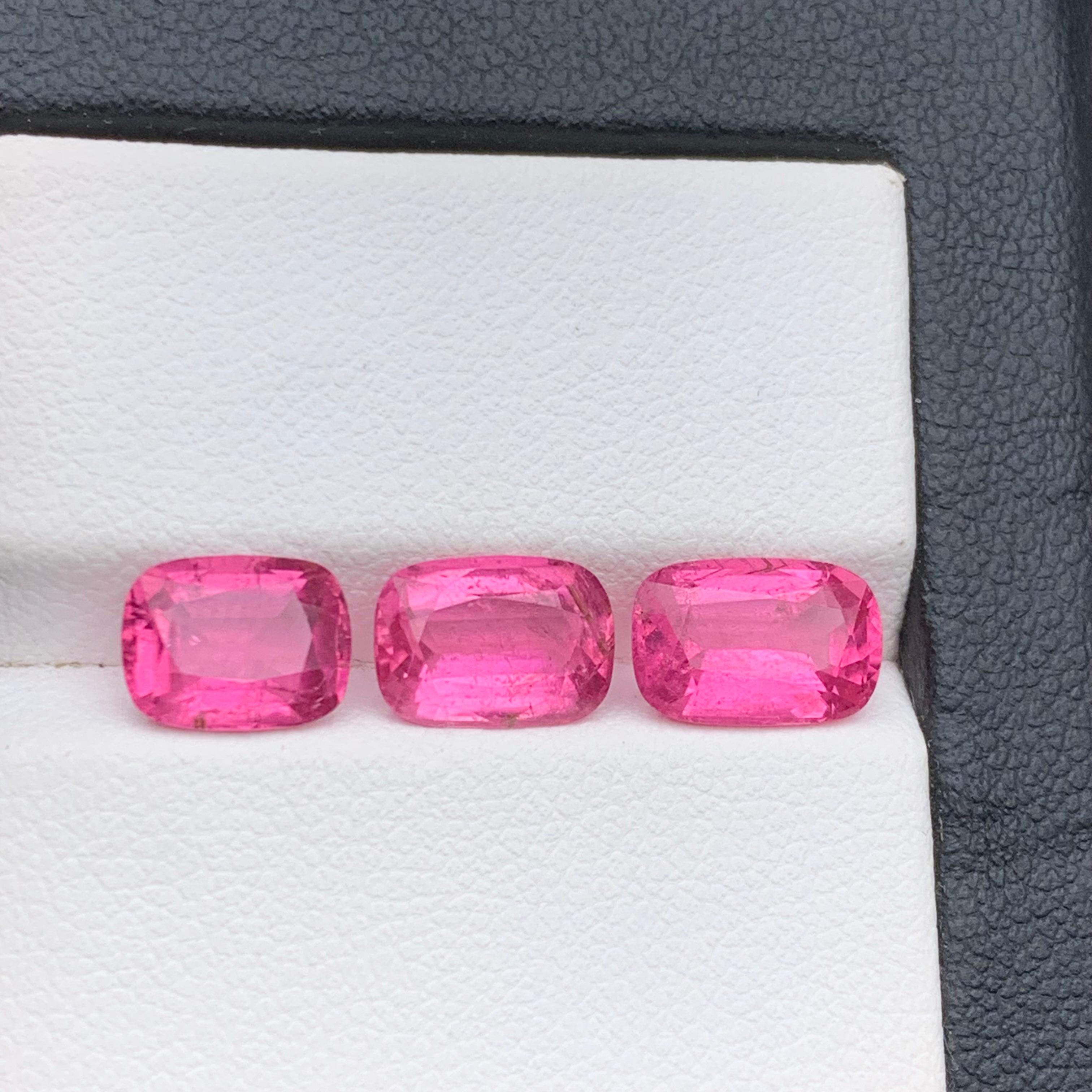 Women's or Men's Vivid Pink Natural Tourmaline Ring, Earrings Loose Gemstones 5.05 Ct Cushion Cut For Sale